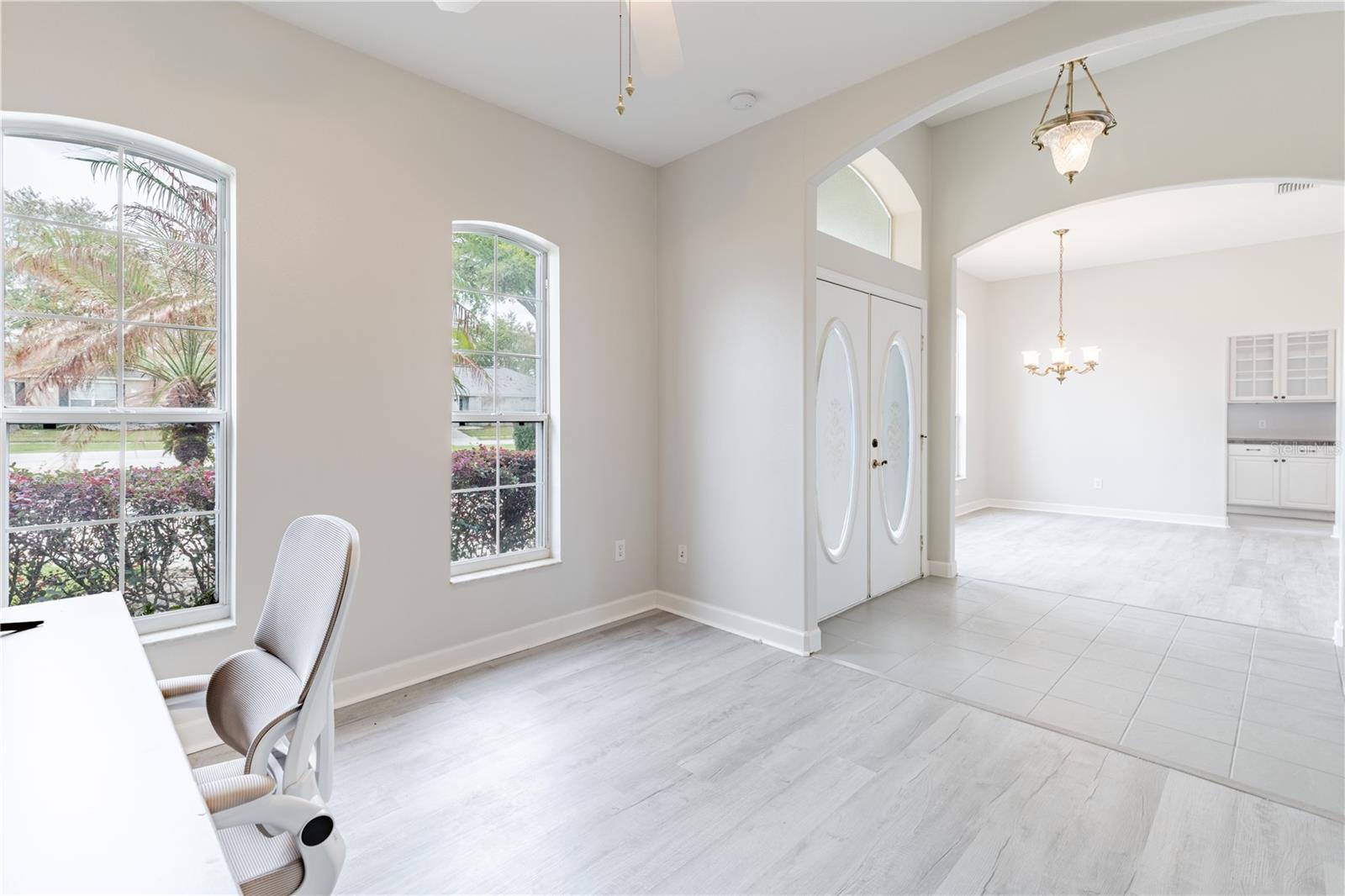 3804 BAYSHORE CIR, TAVARES, FL — photo 25