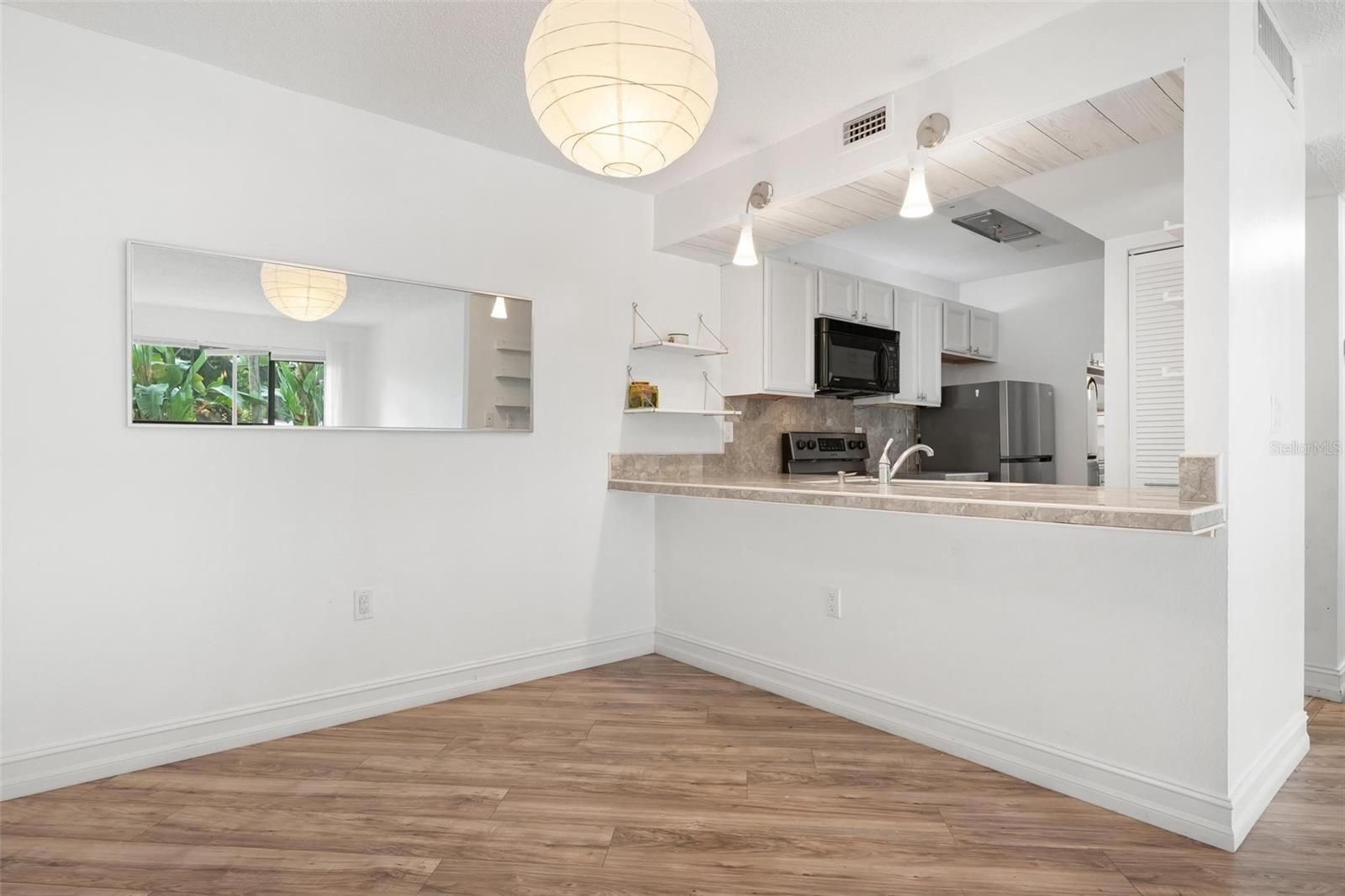 3223 BENEVA RD #101, SARASOTA, FL — photo 8