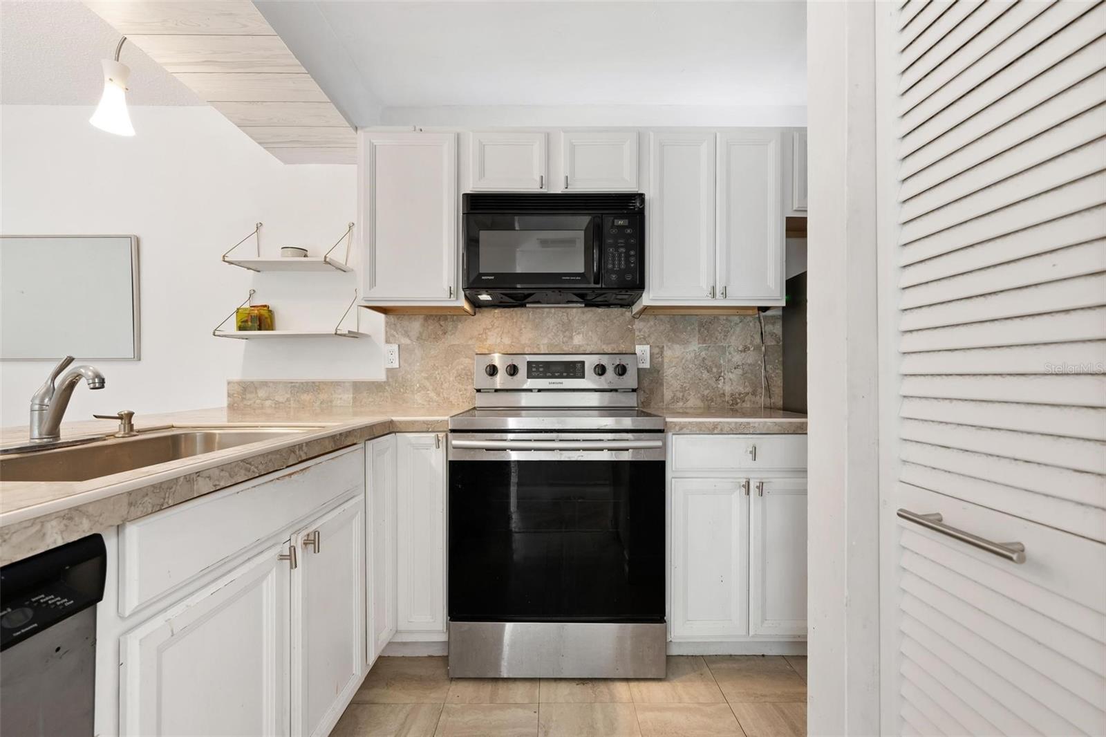 3223 BENEVA RD #101, SARASOTA, FL — photo 9