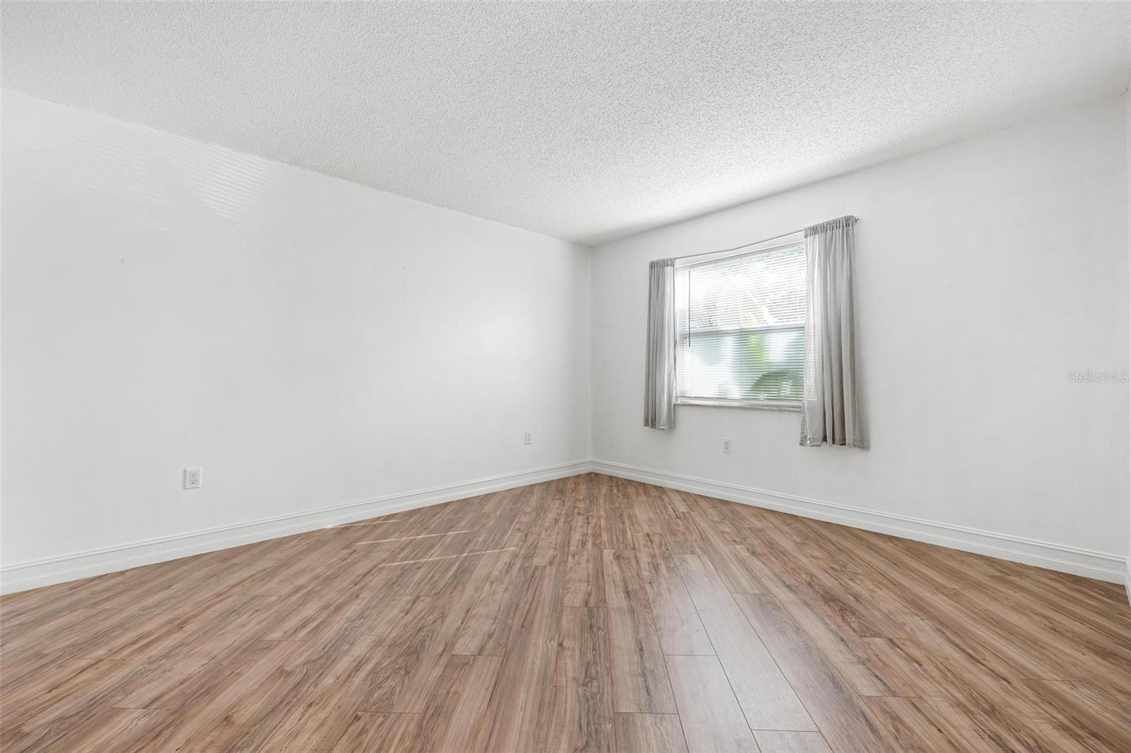 3223 BENEVA RD #101, SARASOTA, FL — photo 14