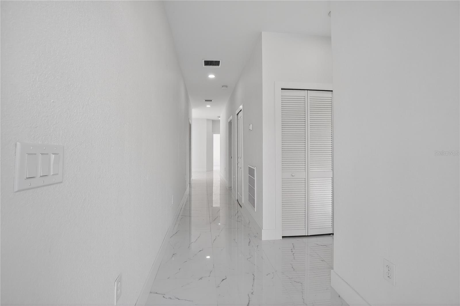 336 SUNSET RD, ROTONDA WEST, FL — photo 39