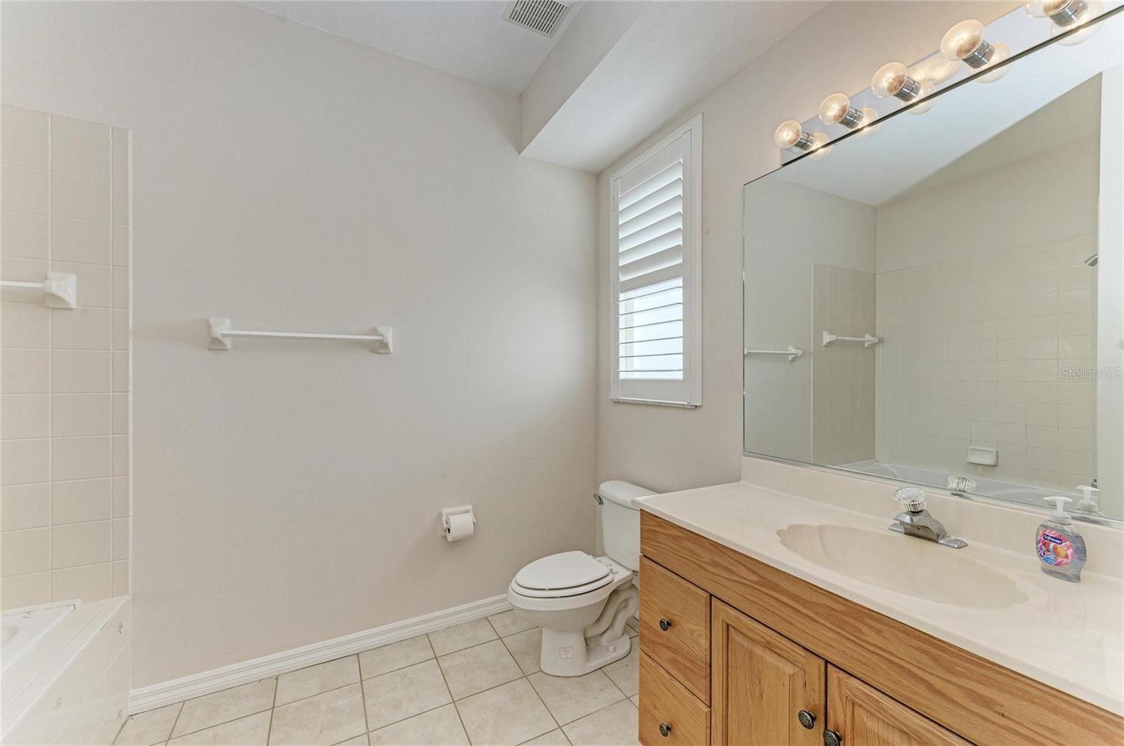 21616 67TH AVE E, BRADENTON, FL — photo 37