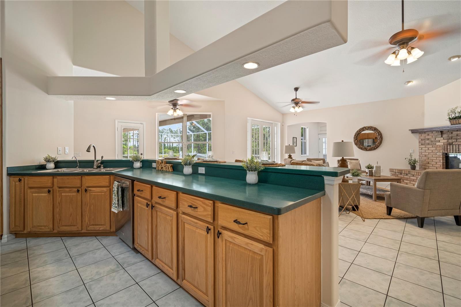 21616 67TH AVE E, BRADENTON, FL — photo 11