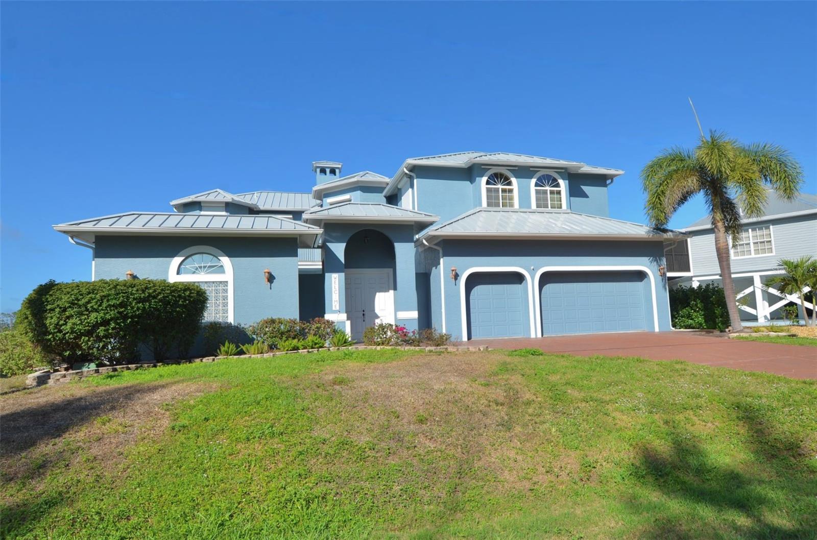 3605 STABILE RD, ST JAMES CITY, FL