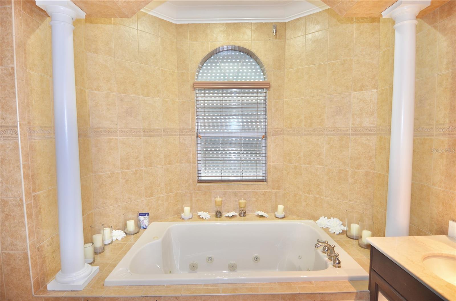 3605 STABILE RD, ST JAMES CITY, FL — photo 10