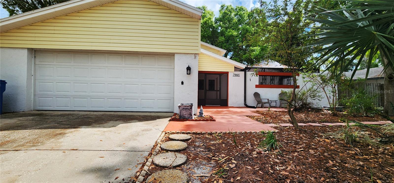 7905 HEATHER CT, TAMPA, FL — photo 2
