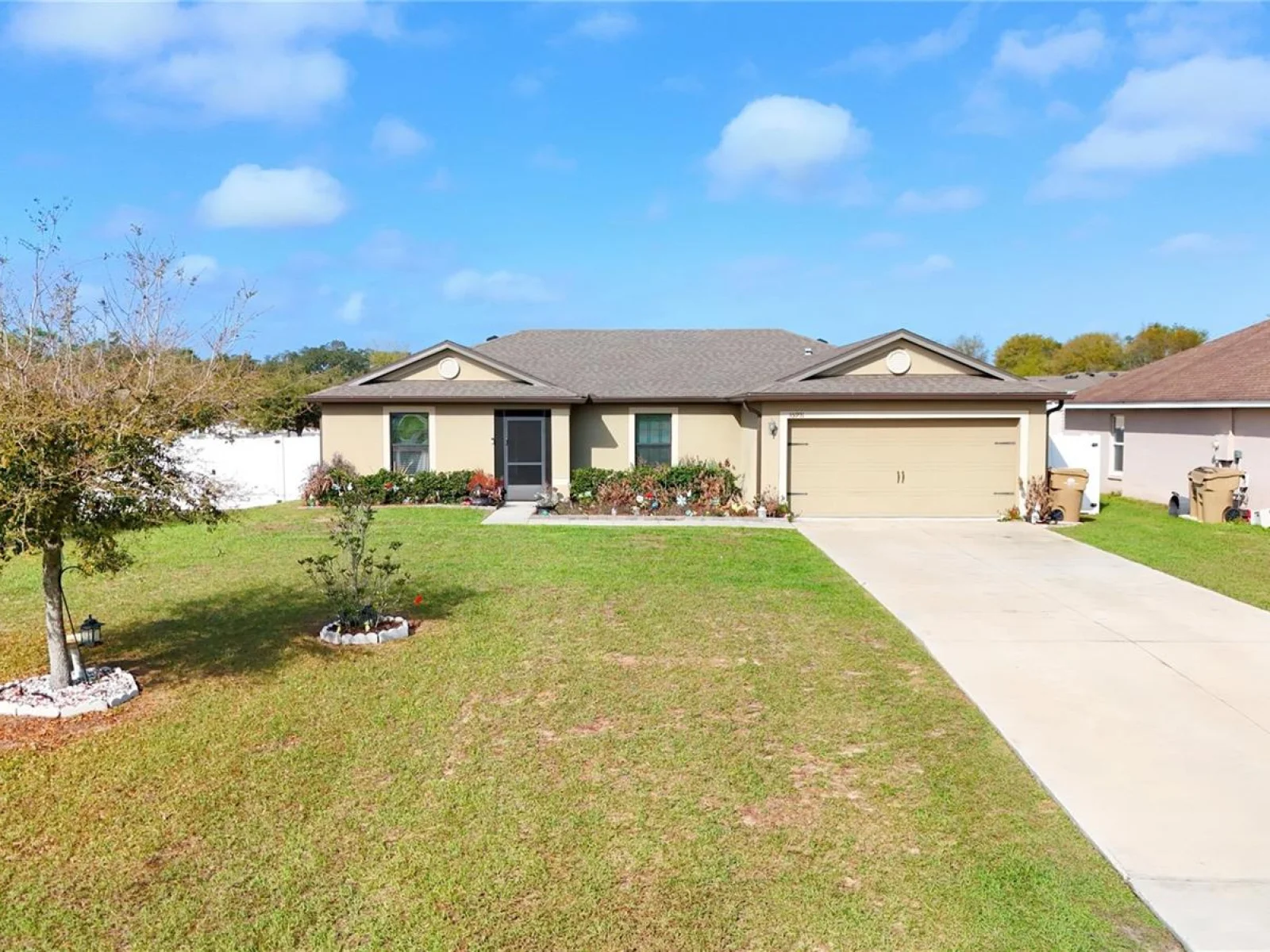 35901 JOEWOOD AVE, LEESBURG, FL — photo 1