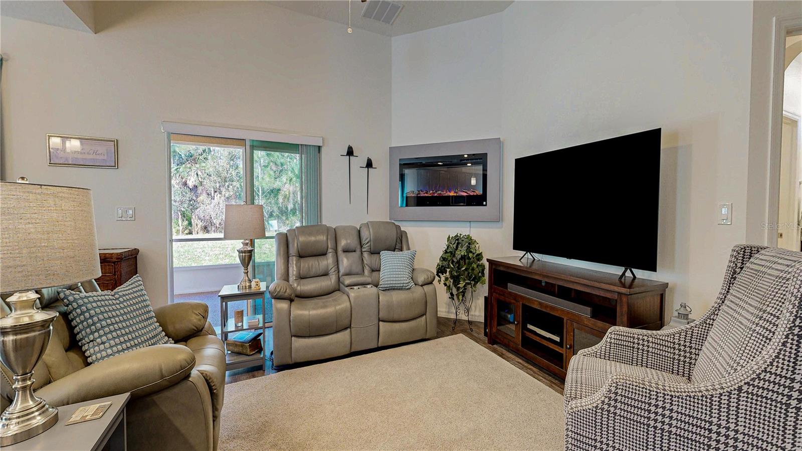 133 PARK PLACE CIR, PALM COAST, FL — photo 4