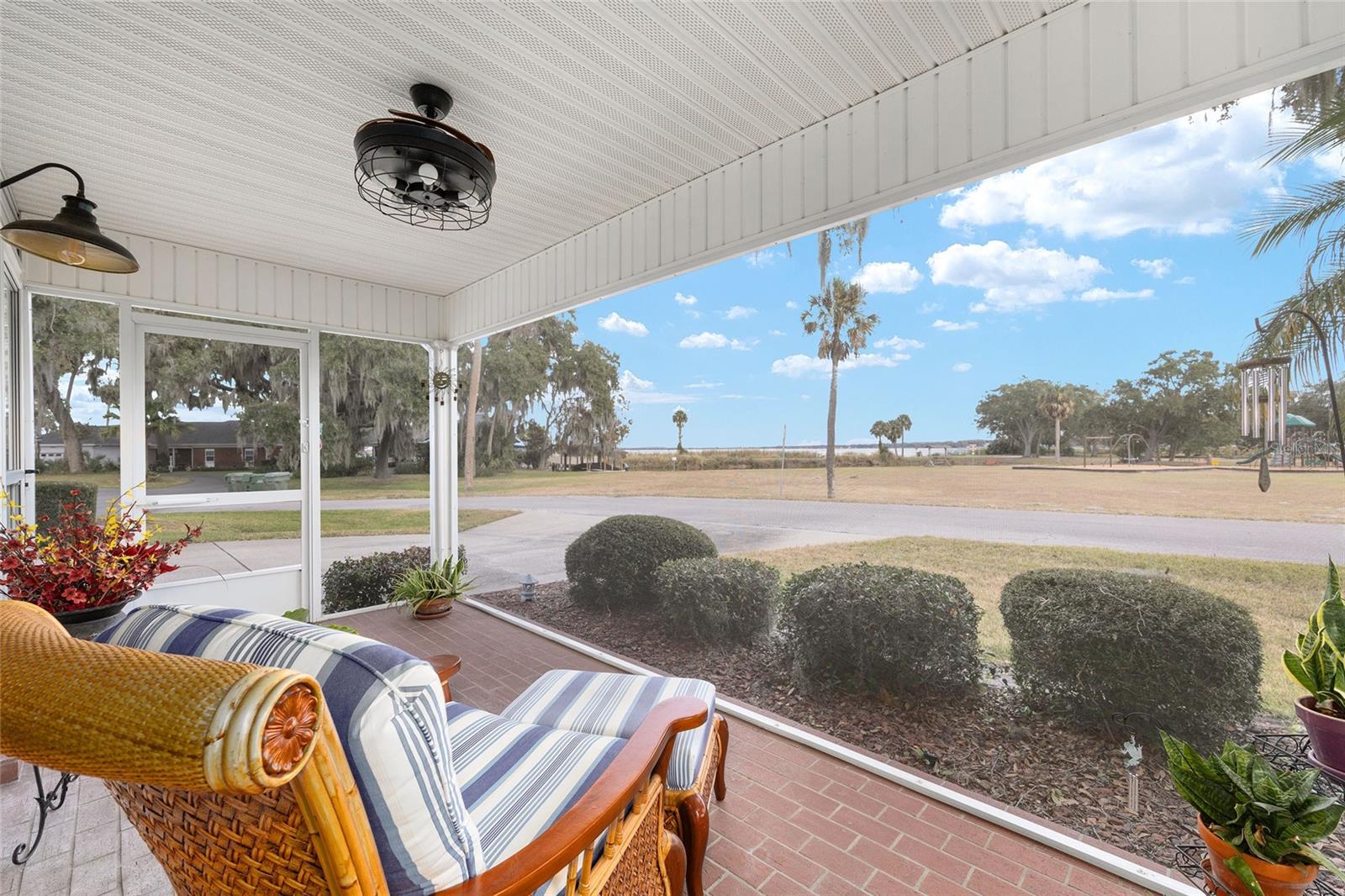 925 BEVERLY HARBORS DR, LEESBURG, FL — photo 19