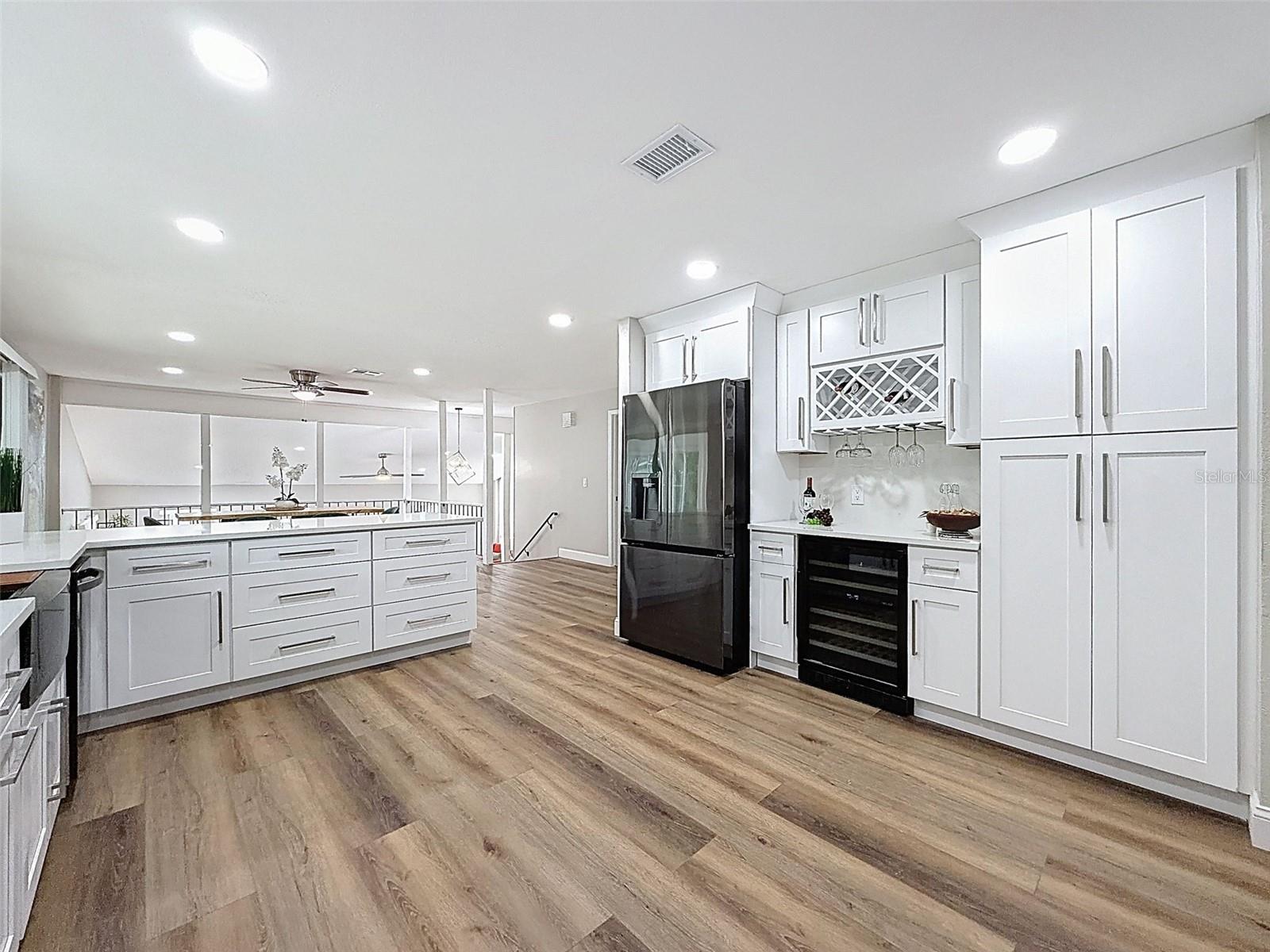 8430 144TH LN, SEMINOLE, FL — photo 23