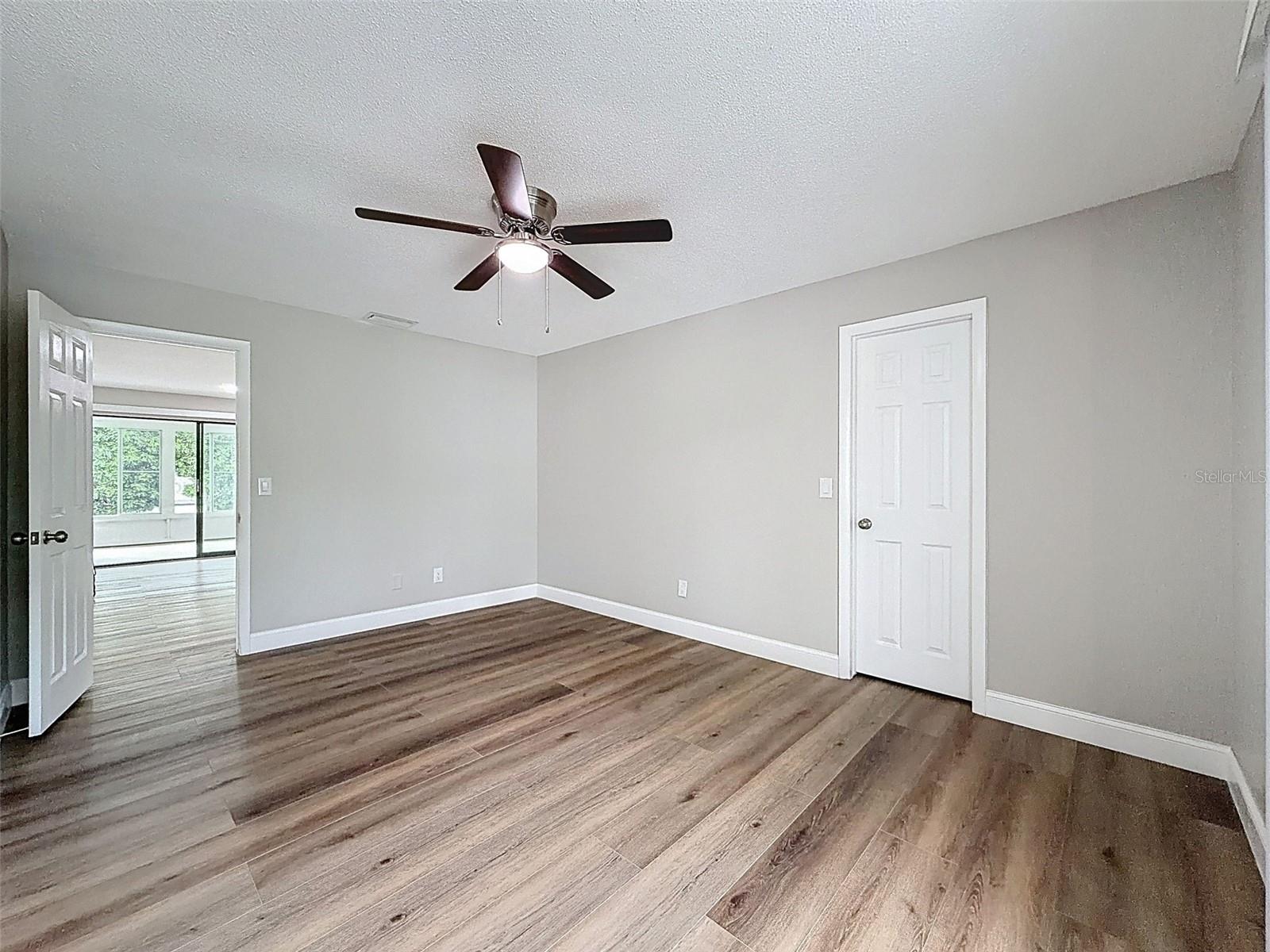 8430 144TH LN, SEMINOLE, FL — photo 33