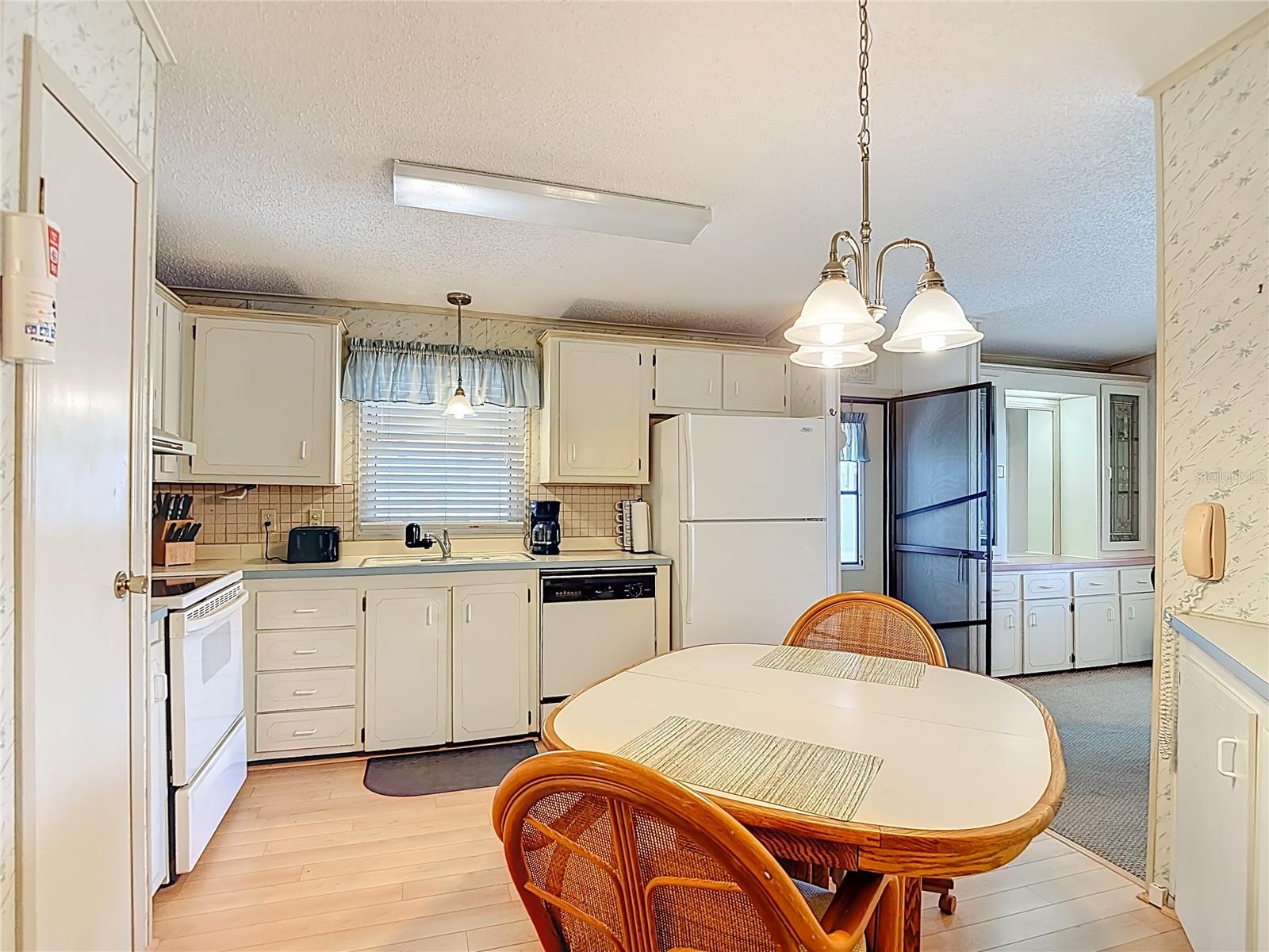 10321 MARINETTE AVE, HUDSON, FL — photo 3