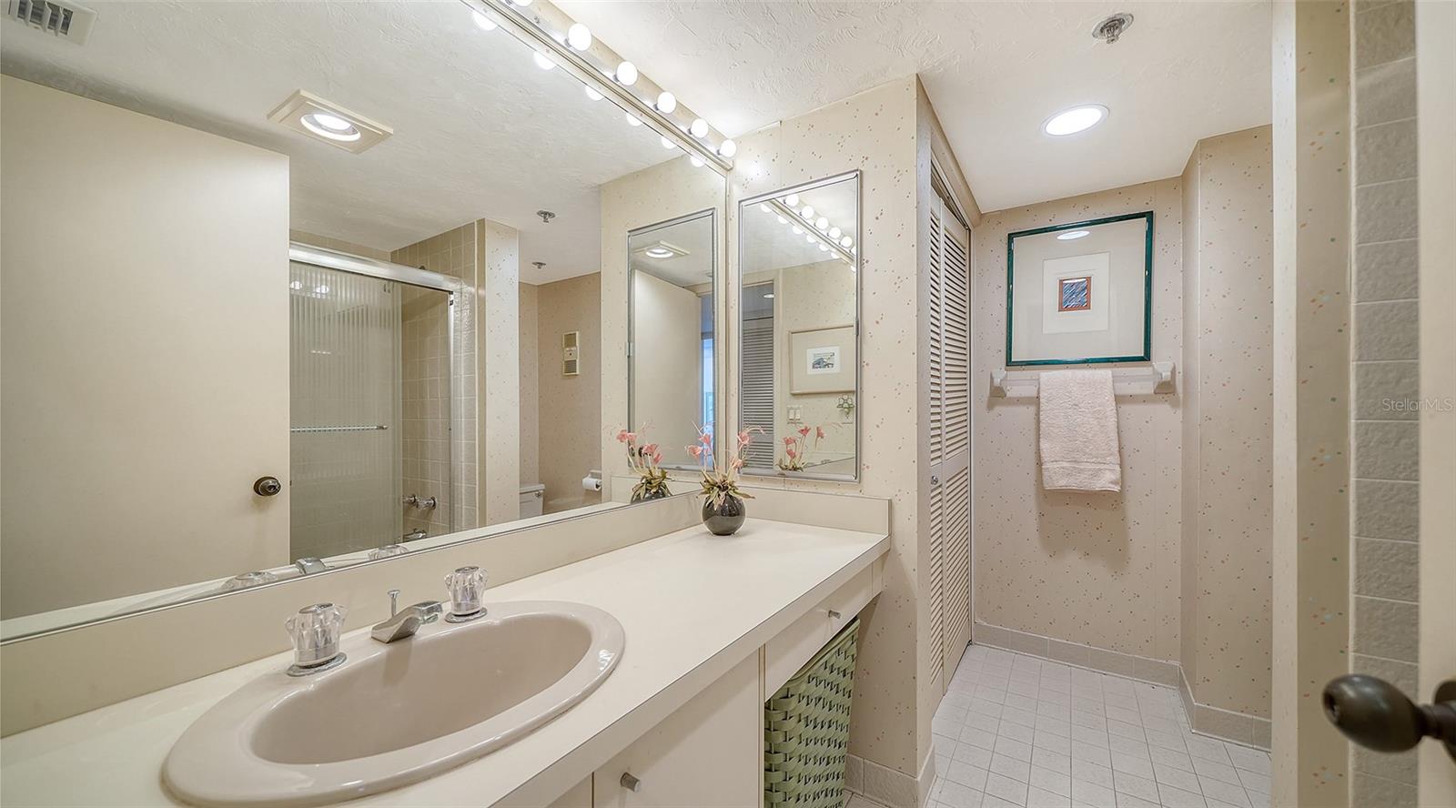 988 BLVD OF THE ARTS #1411, SARASOTA, FL — photo 18
