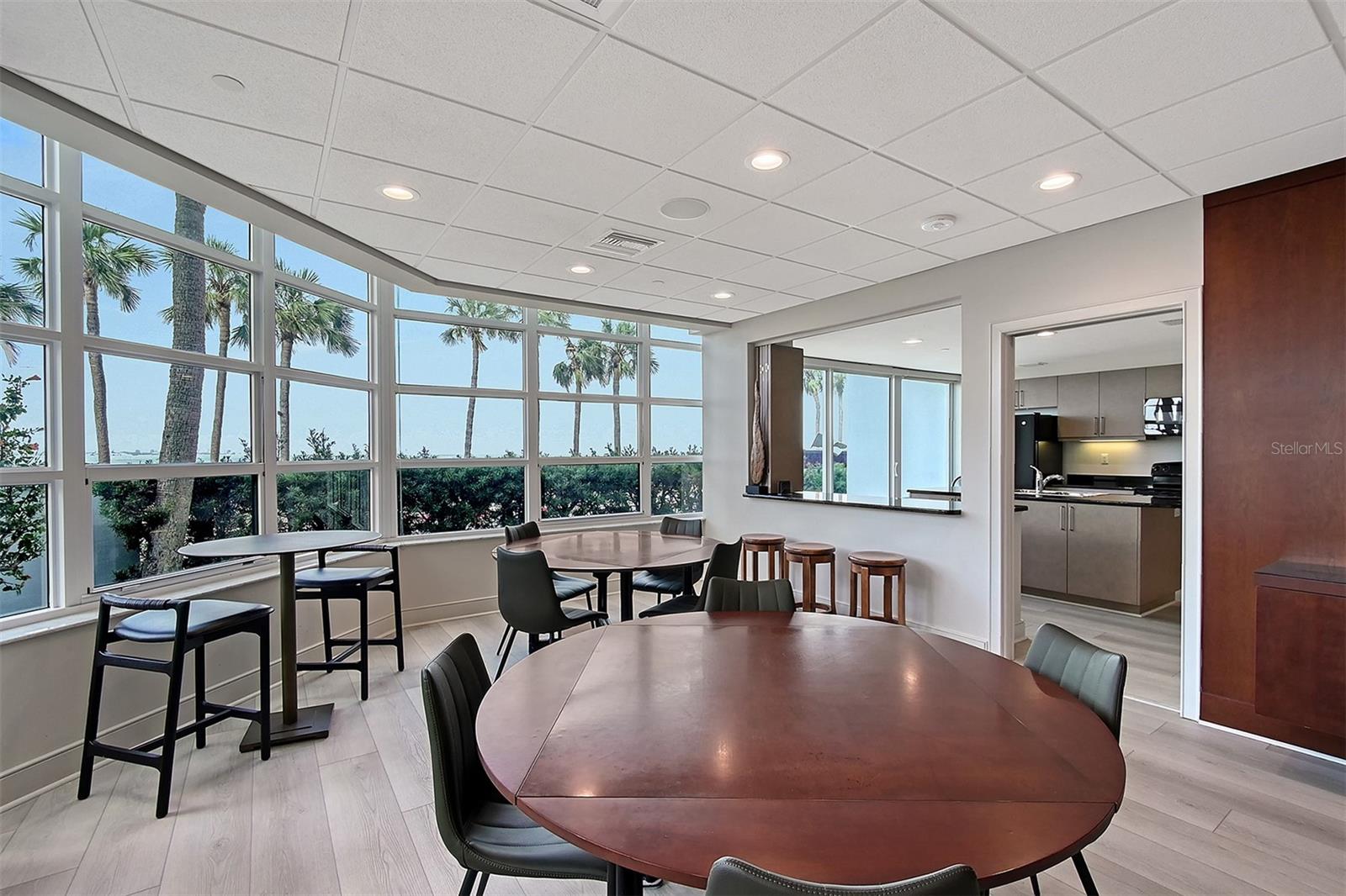 988 BLVD OF THE ARTS #1411, SARASOTA, FL — photo 40
