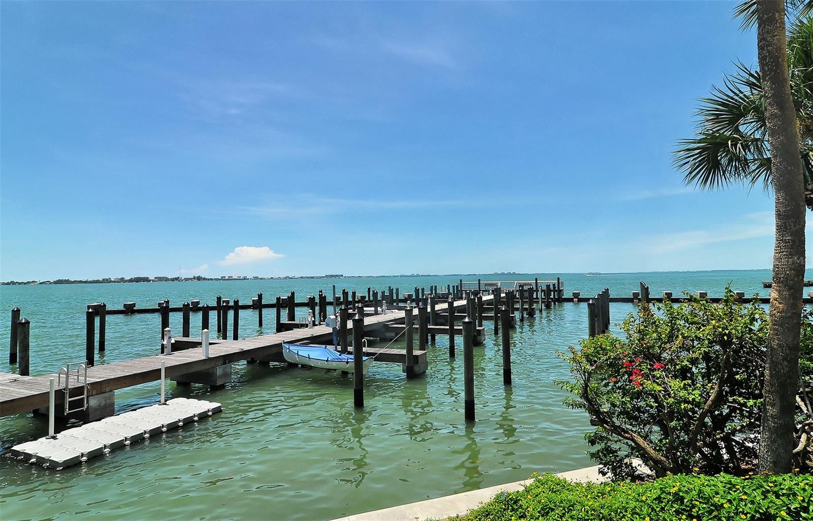 988 BLVD OF THE ARTS #1411, SARASOTA, FL — photo 55