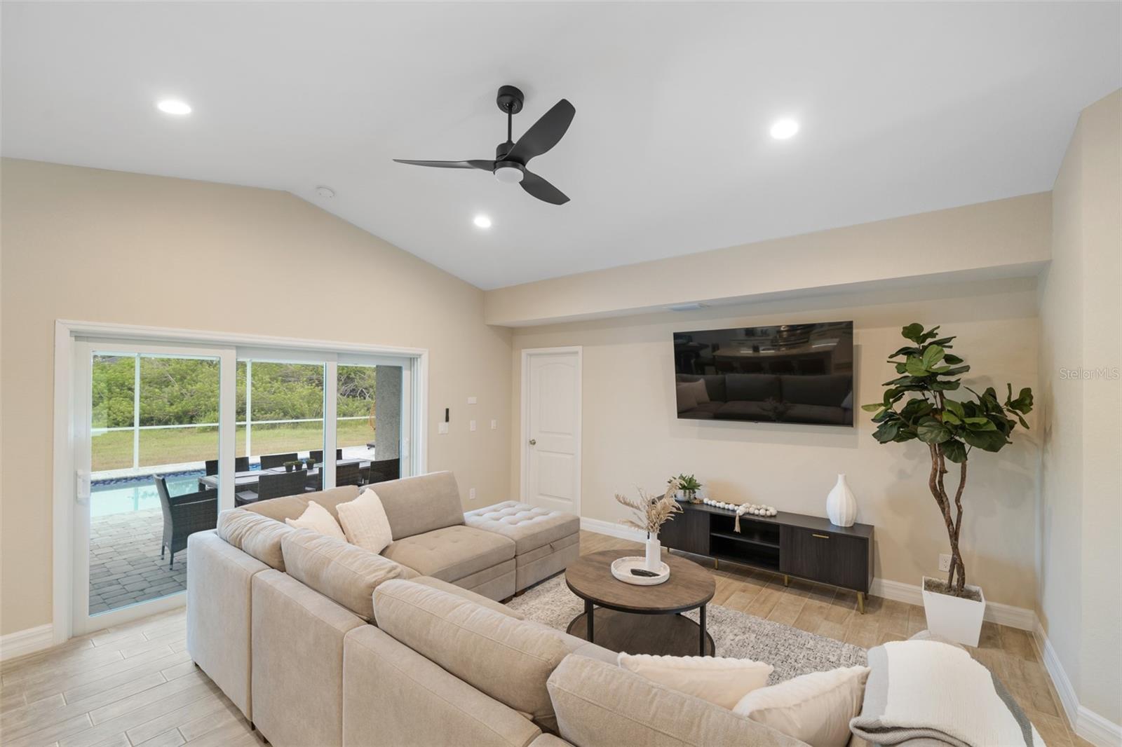 111 SUNSET RD, ROTONDA WEST, FL — photo 9