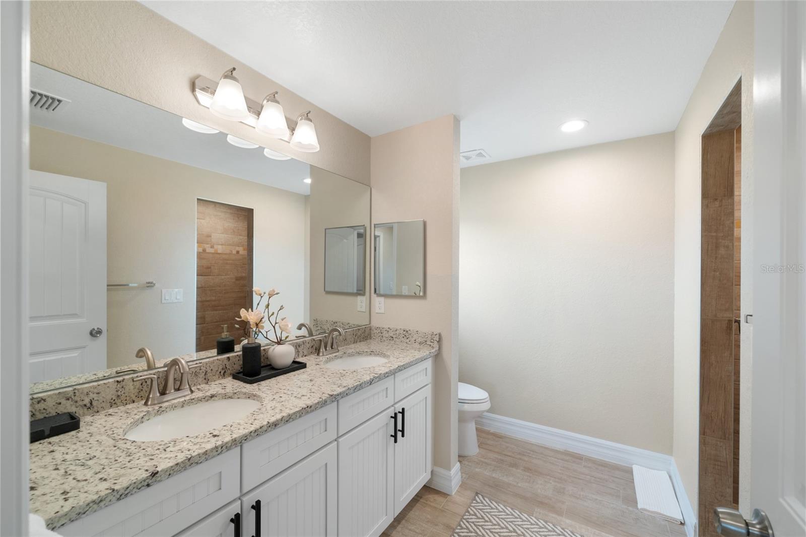 111 SUNSET RD, ROTONDA WEST, FL — photo 27