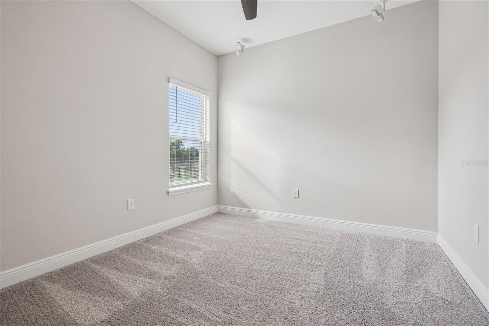 307 TERRACOTTA TER, HOWEY IN THE HILLS, FL — photo 48