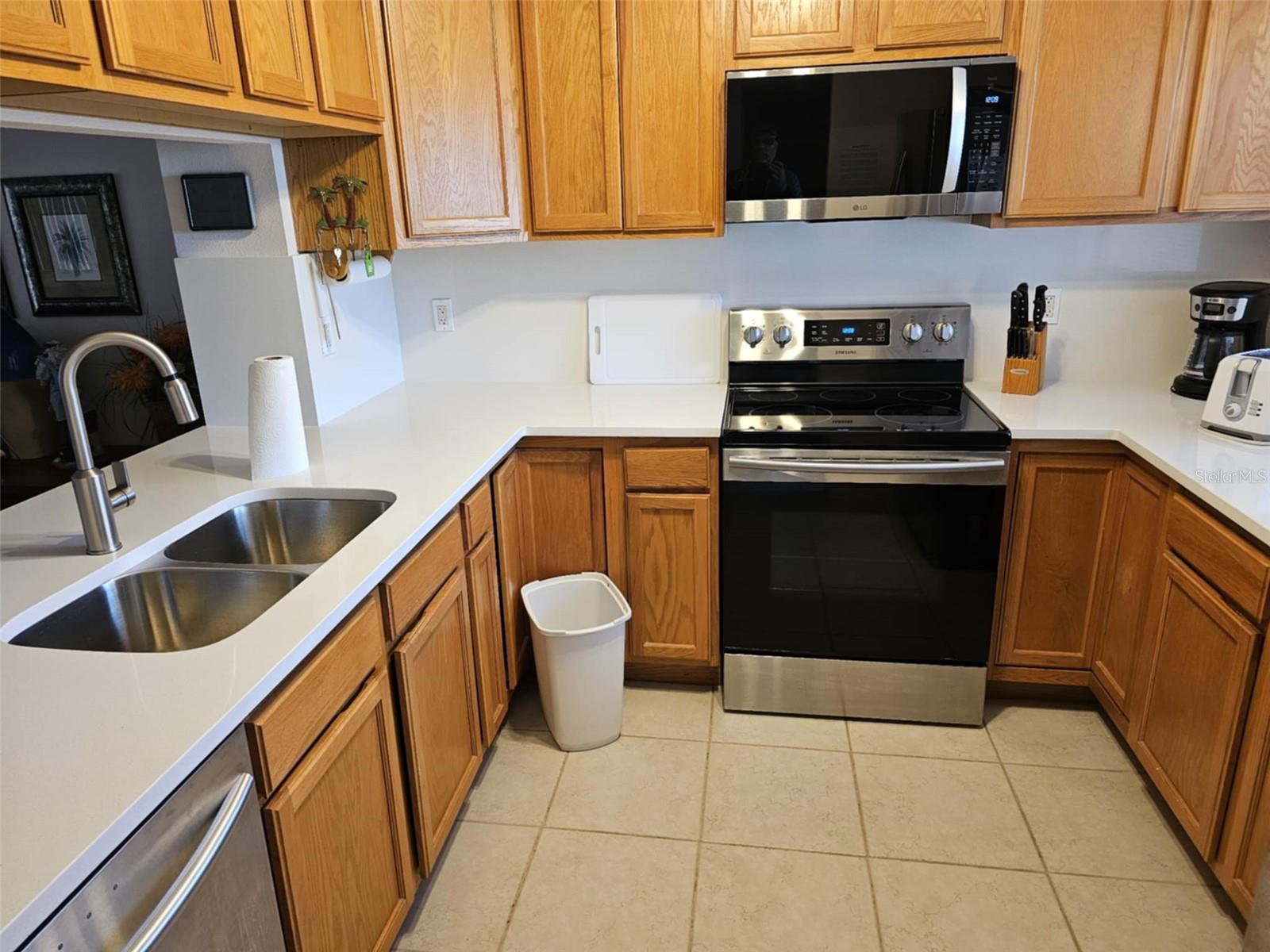 1669 SEASCAPE CIR #1669, TARPON SPRINGS, FL — photo 8