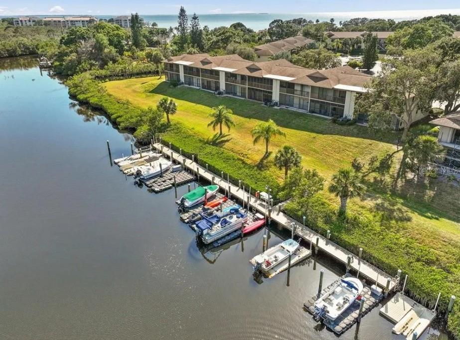 1669 SEASCAPE CIR #1669, TARPON SPRINGS, FL — photo 17