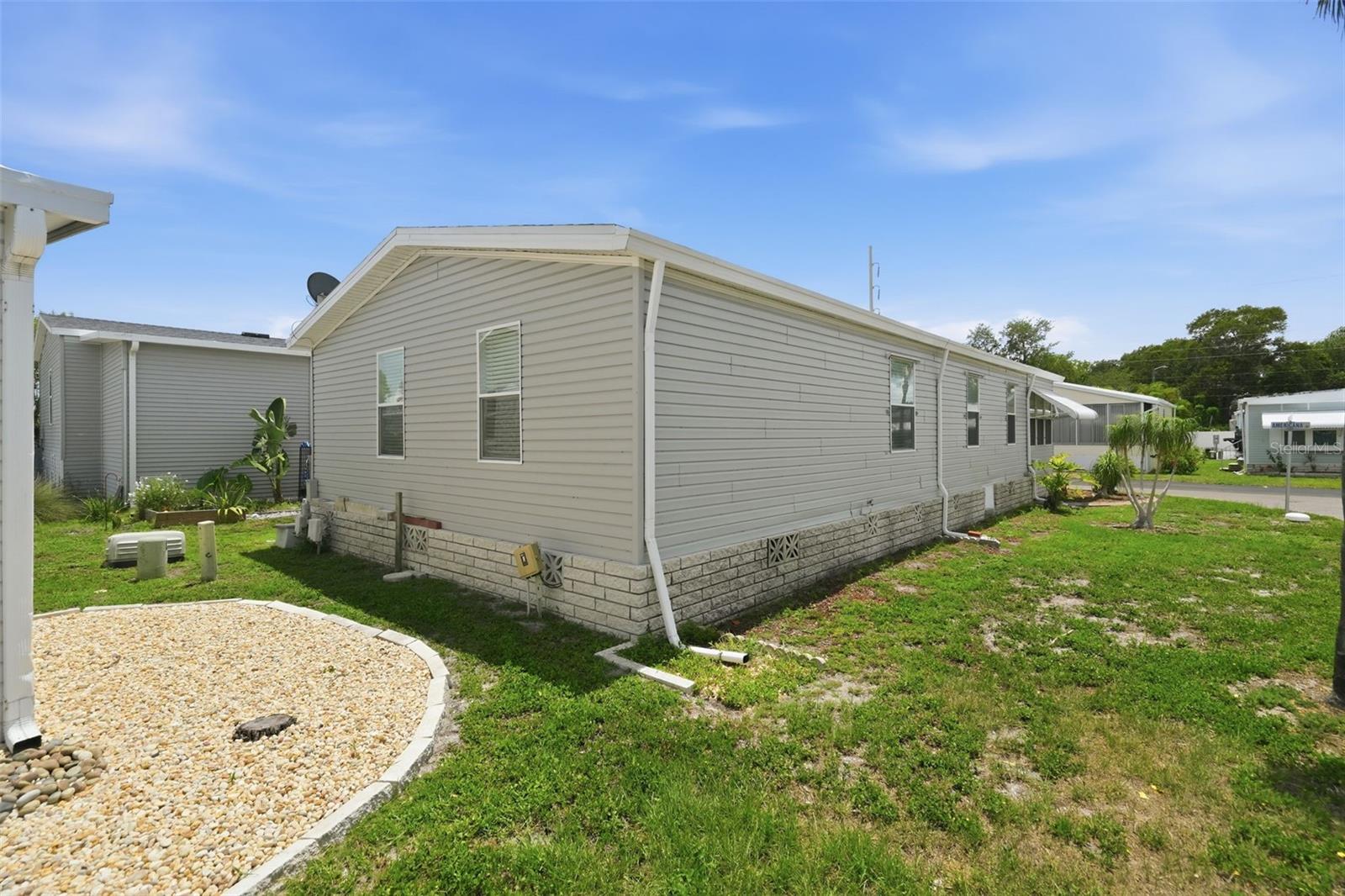 6907 AMERICANA DR NE #101, ST PETERSBURG, FL — photo 30