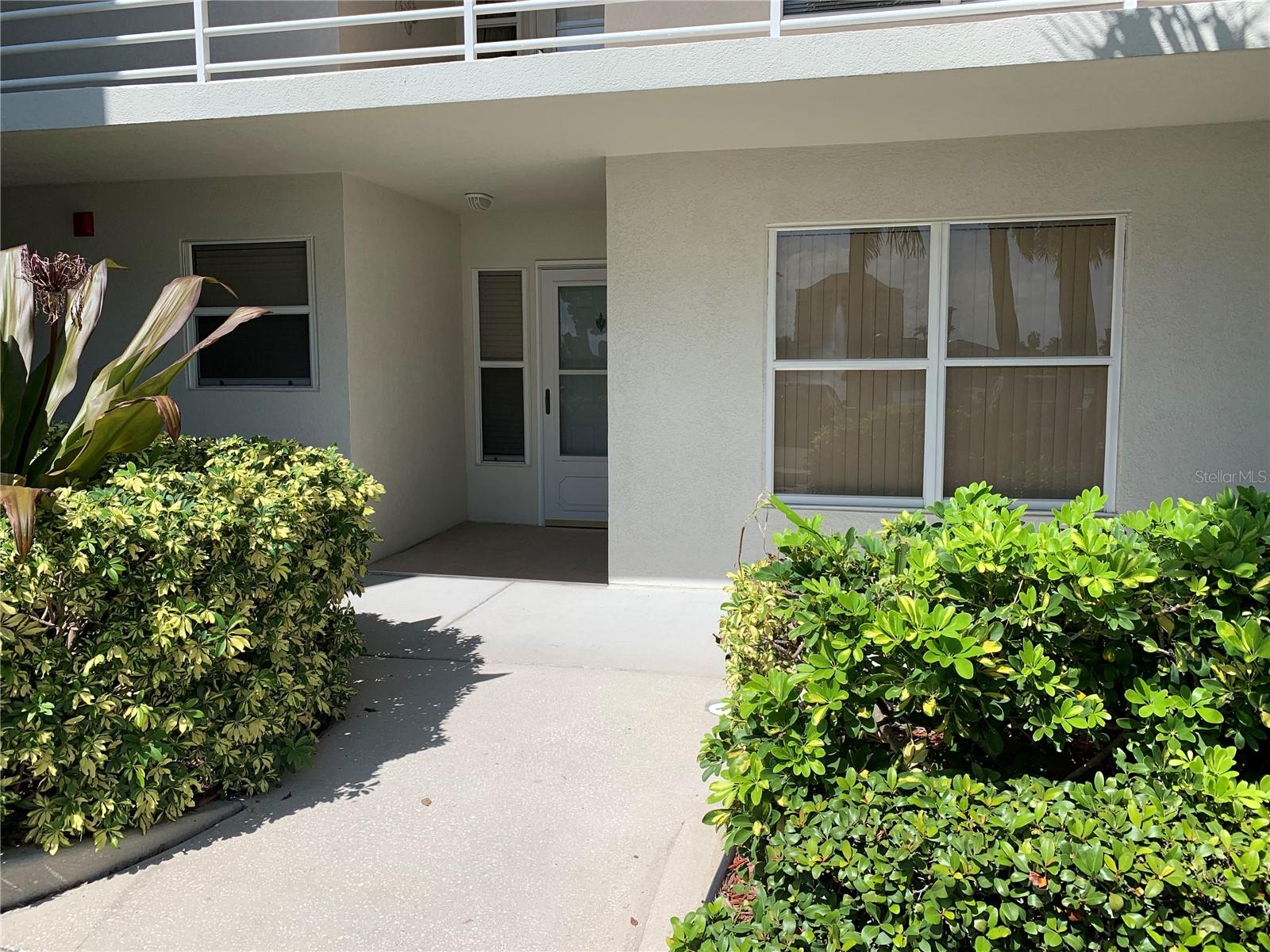6061 BAHIA DEL MAR CIR #146, ST PETERSBURG, FL — photo 2