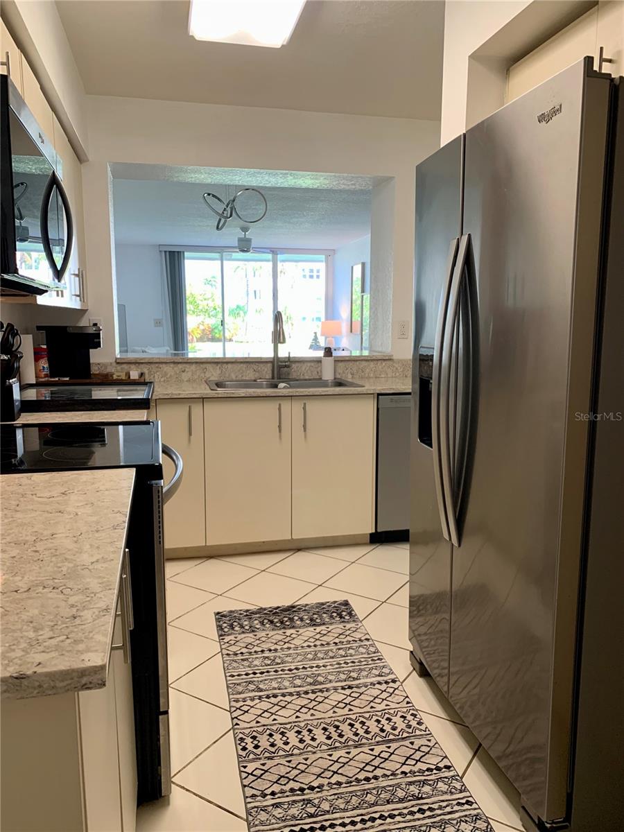 6061 BAHIA DEL MAR CIR #146, ST PETERSBURG, FL — photo 7