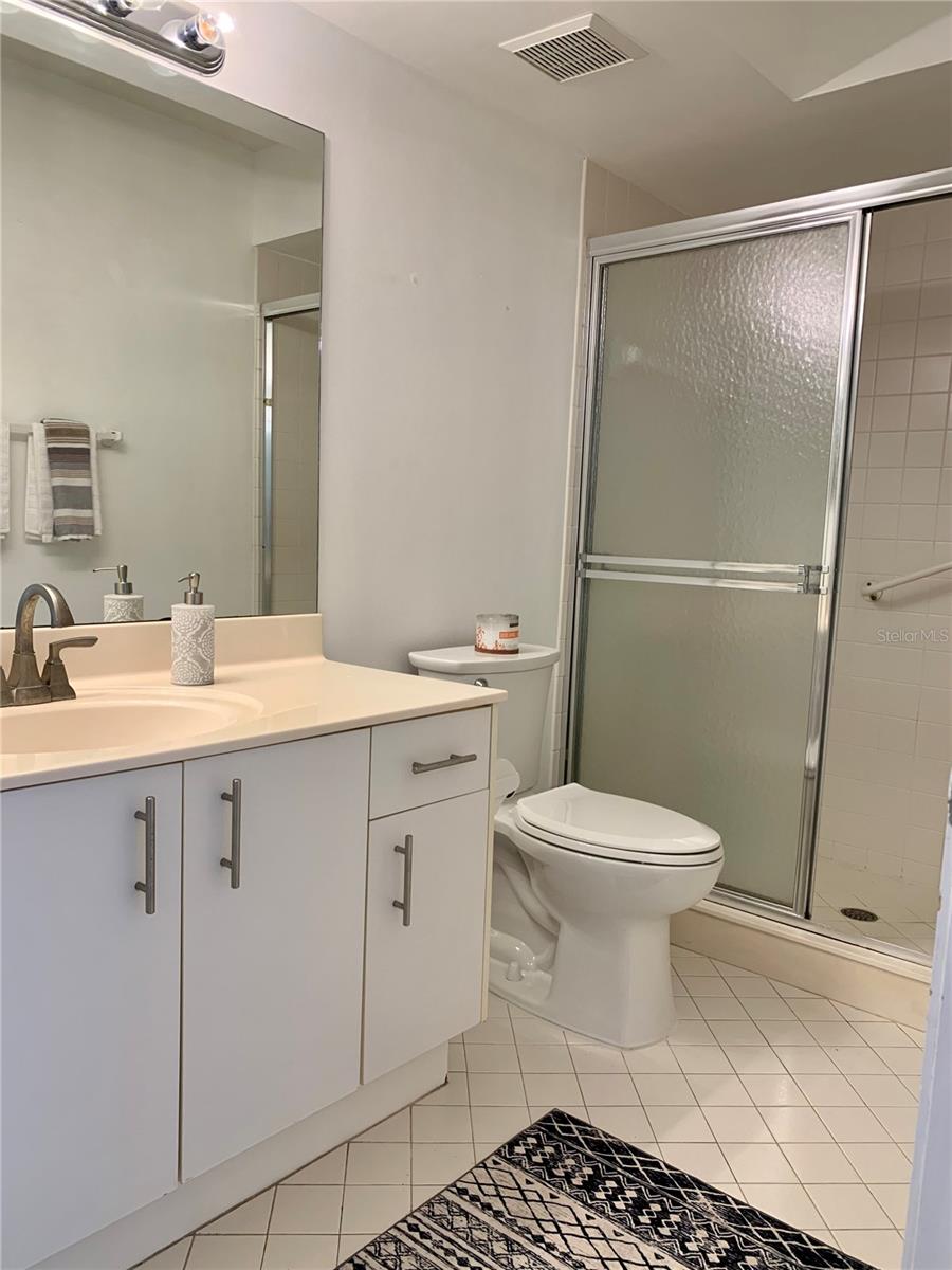 6061 BAHIA DEL MAR CIR #146, ST PETERSBURG, FL — photo 18