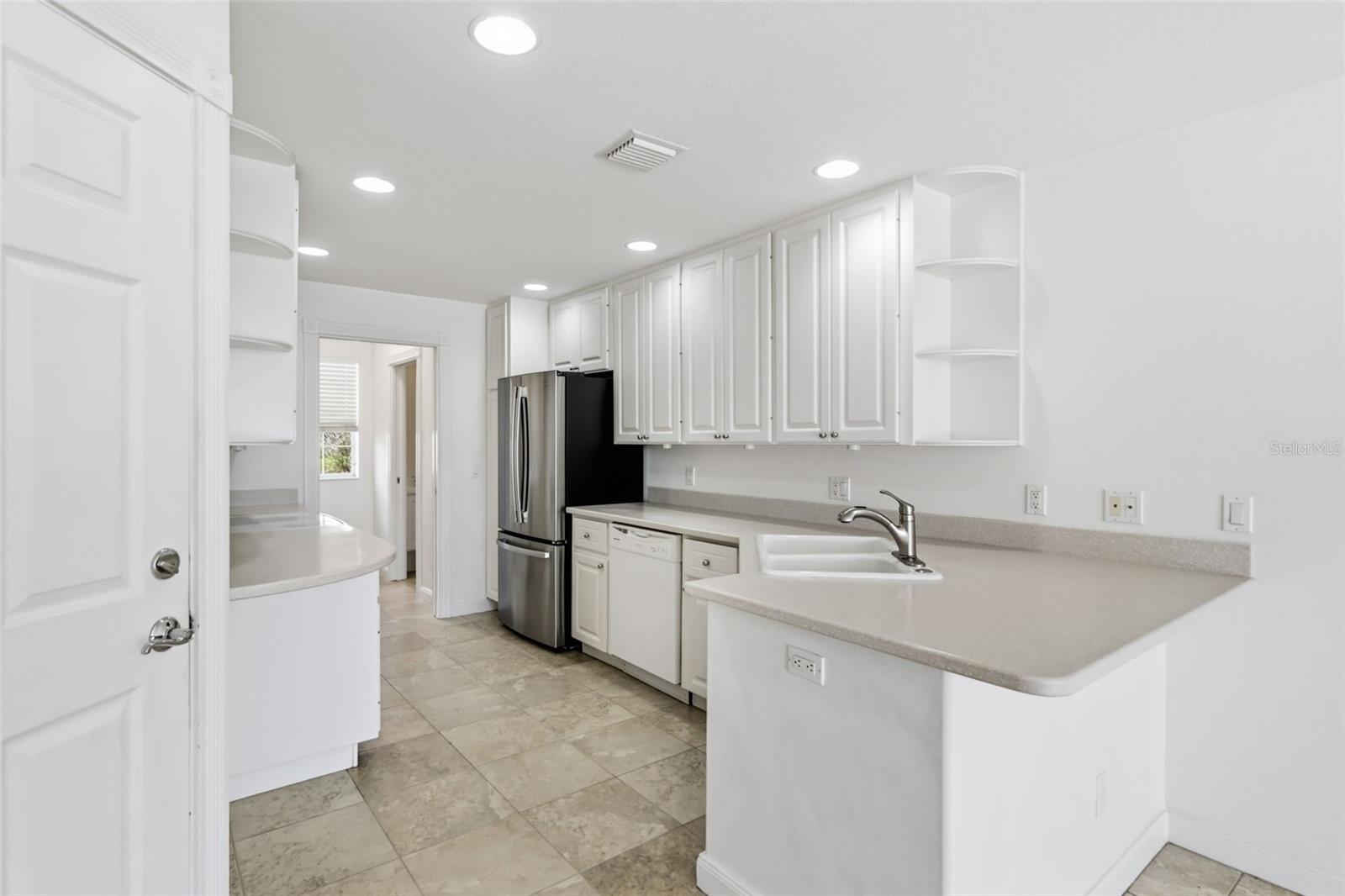 1418 BURGOS DR, SARASOTA, FL — photo 12