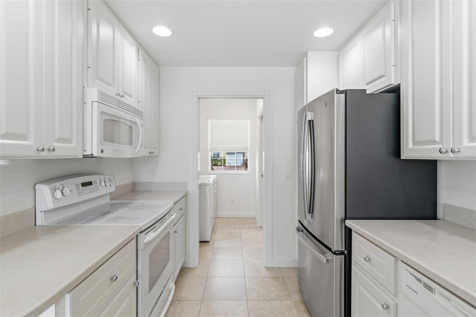 1418 BURGOS DR, SARASOTA, FL — photo 13