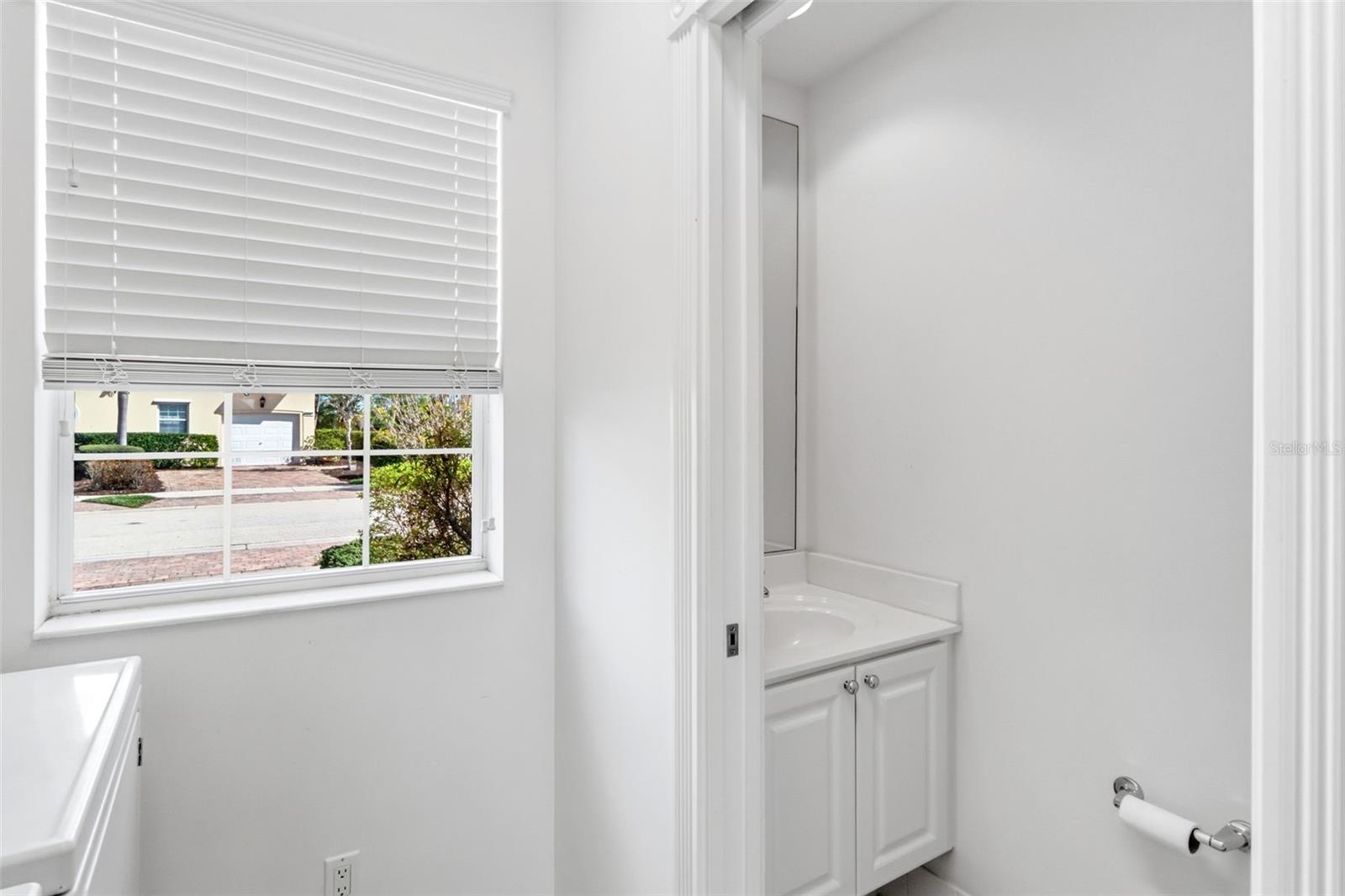 1418 BURGOS DR, SARASOTA, FL — photo 27