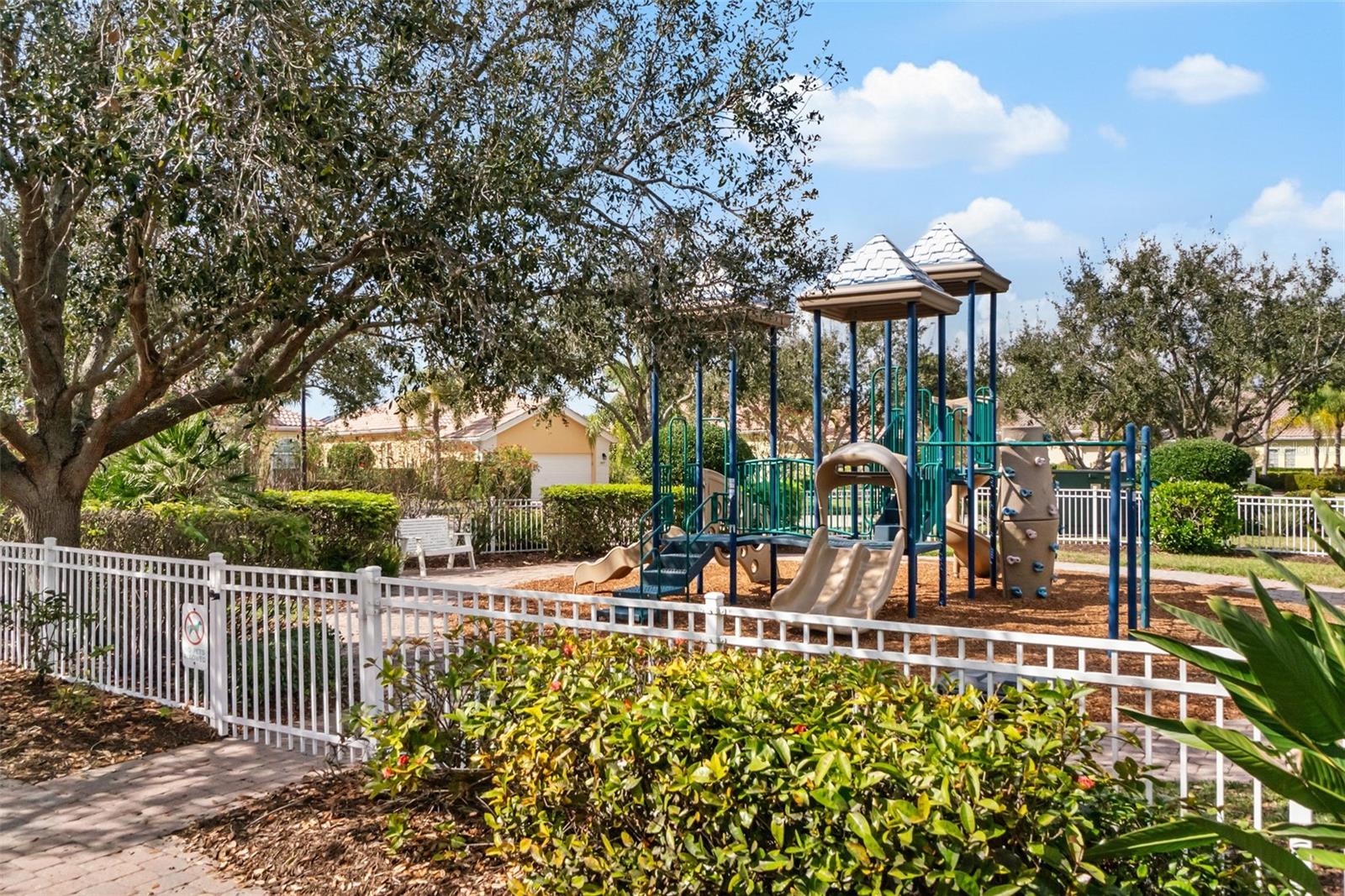 1418 BURGOS DR, SARASOTA, FL — photo 50