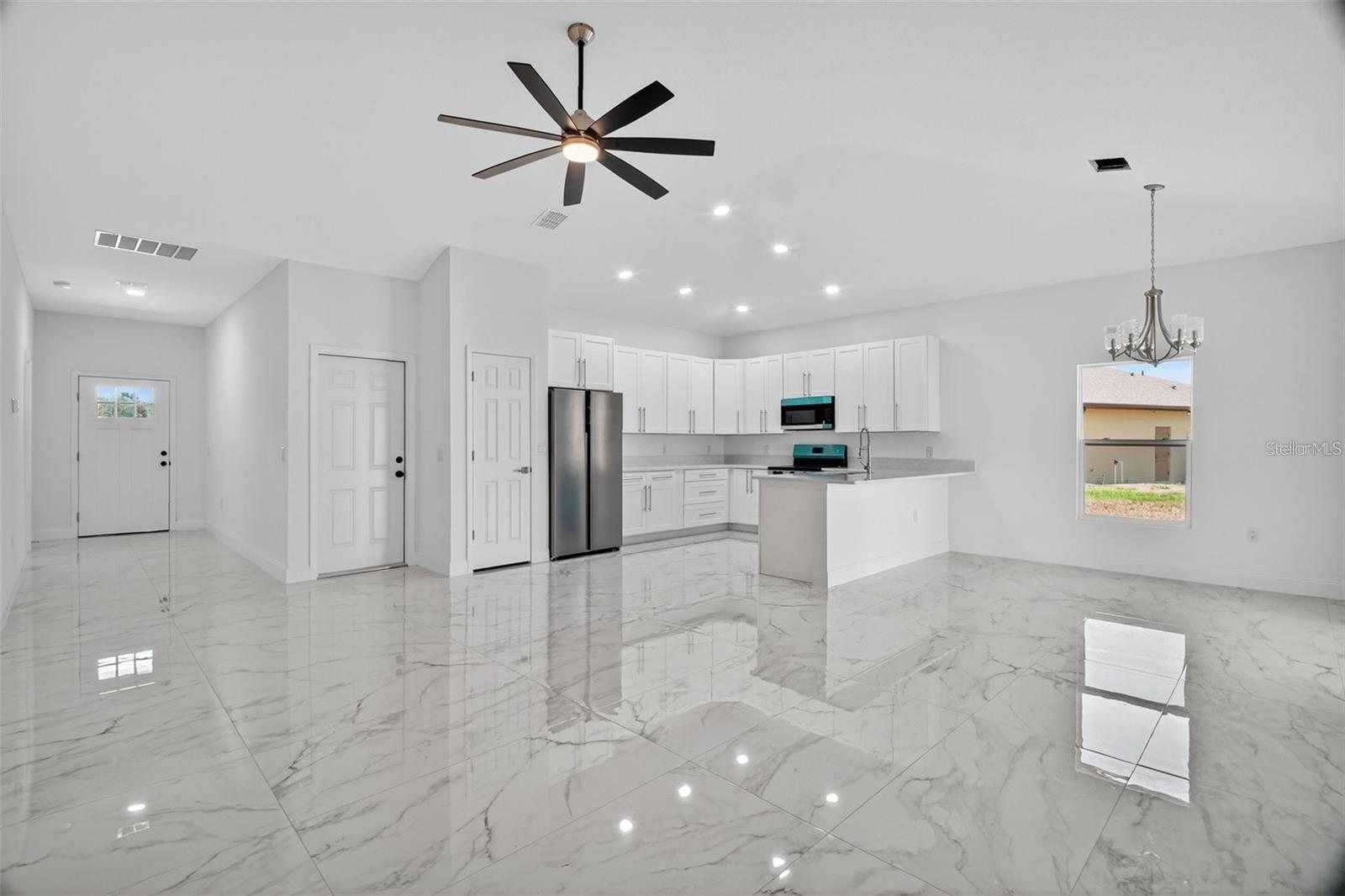 89 FARIWAY CIR, UMATILLA, FL — photo 12