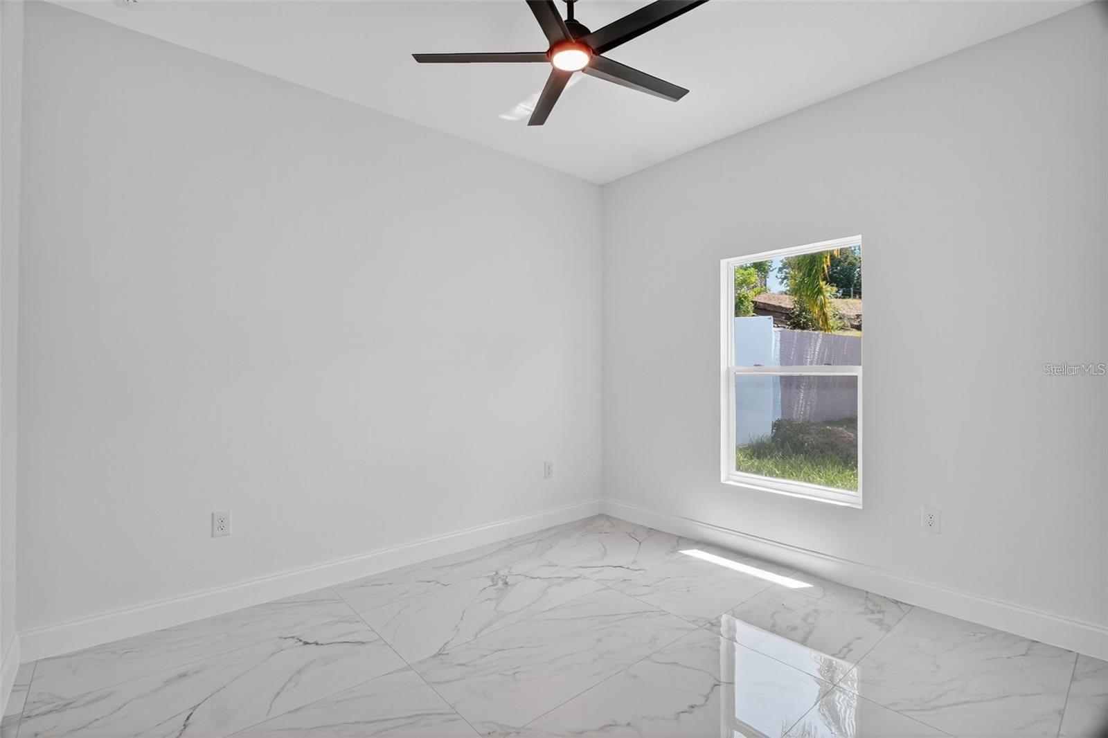 89 FARIWAY CIR, UMATILLA, FL — photo 29