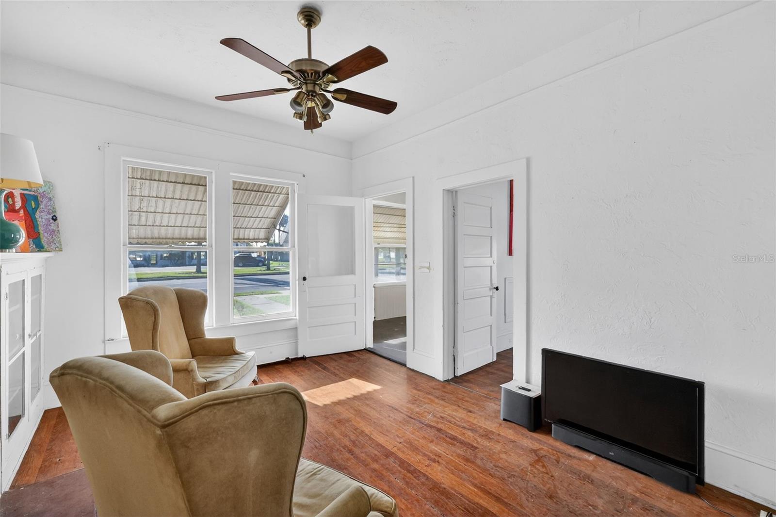 272 S CENTRAL/SR19S AVE, UMATILLA, FL — photo 13