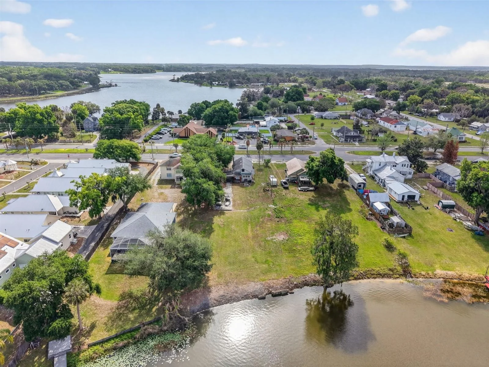 272 S CENTRAL/SR19S AVE, UMATILLA, FL — photo 59