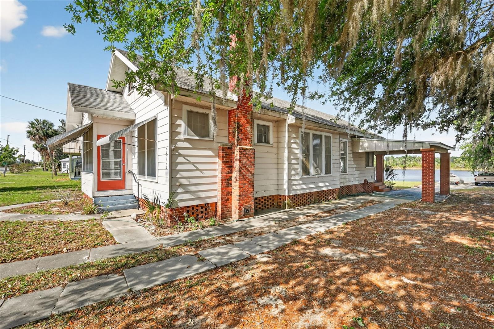 272 S CENTRAL/SR19S AVE, UMATILLA, FL — photo 75