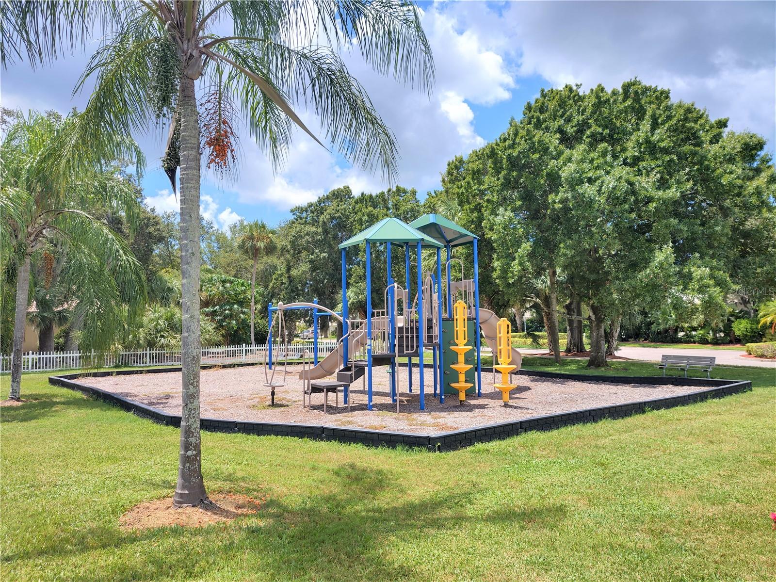 276 CERROMAR WAY S #60, VENICE, FL — photo 30