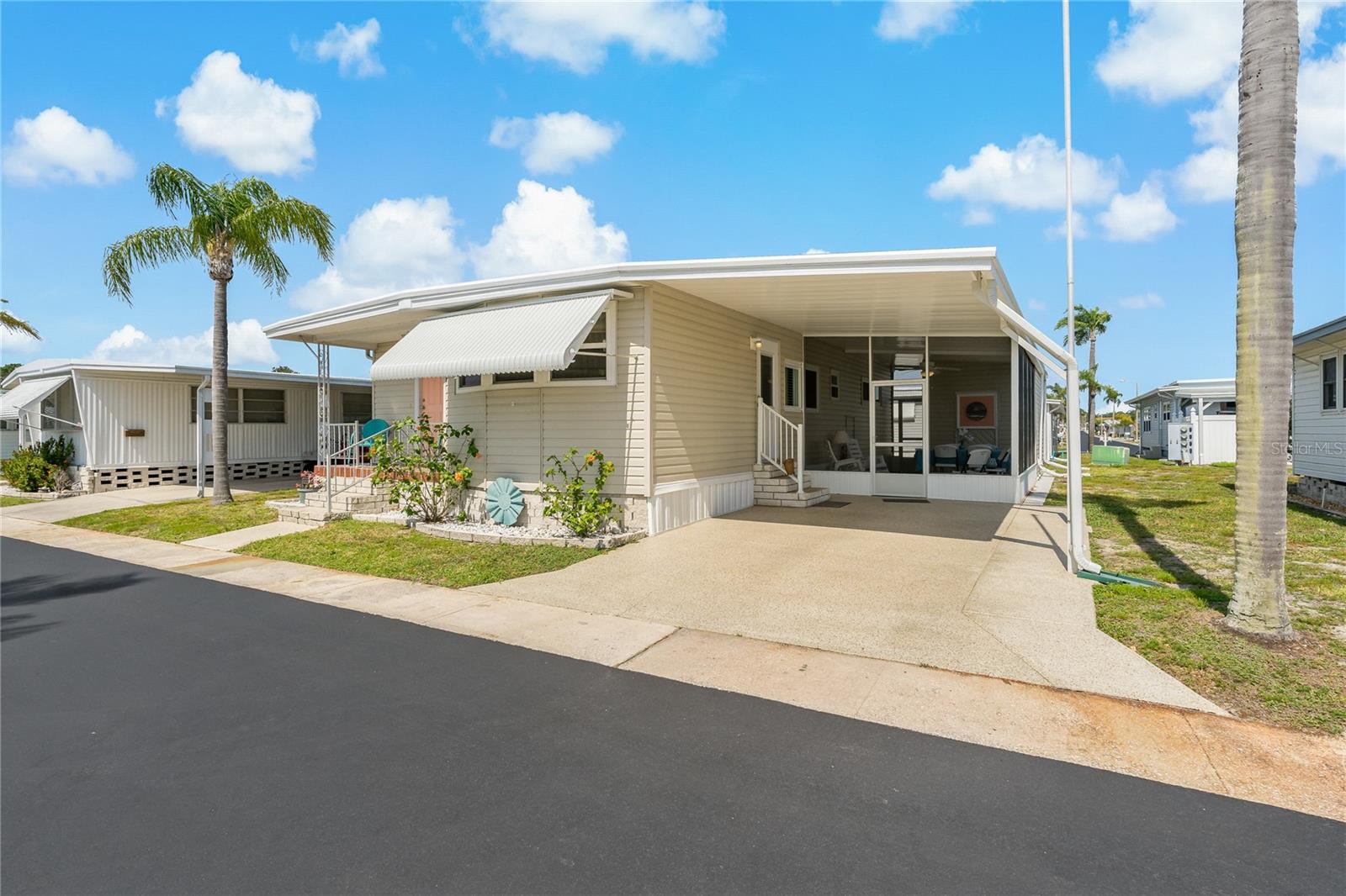 3301 ALT 19 #611, PALM HARBOR, FL — photo 33