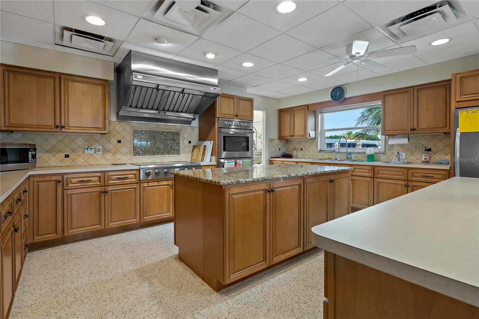 3301 ALT 19 #611, PALM HARBOR, FL — photo 43