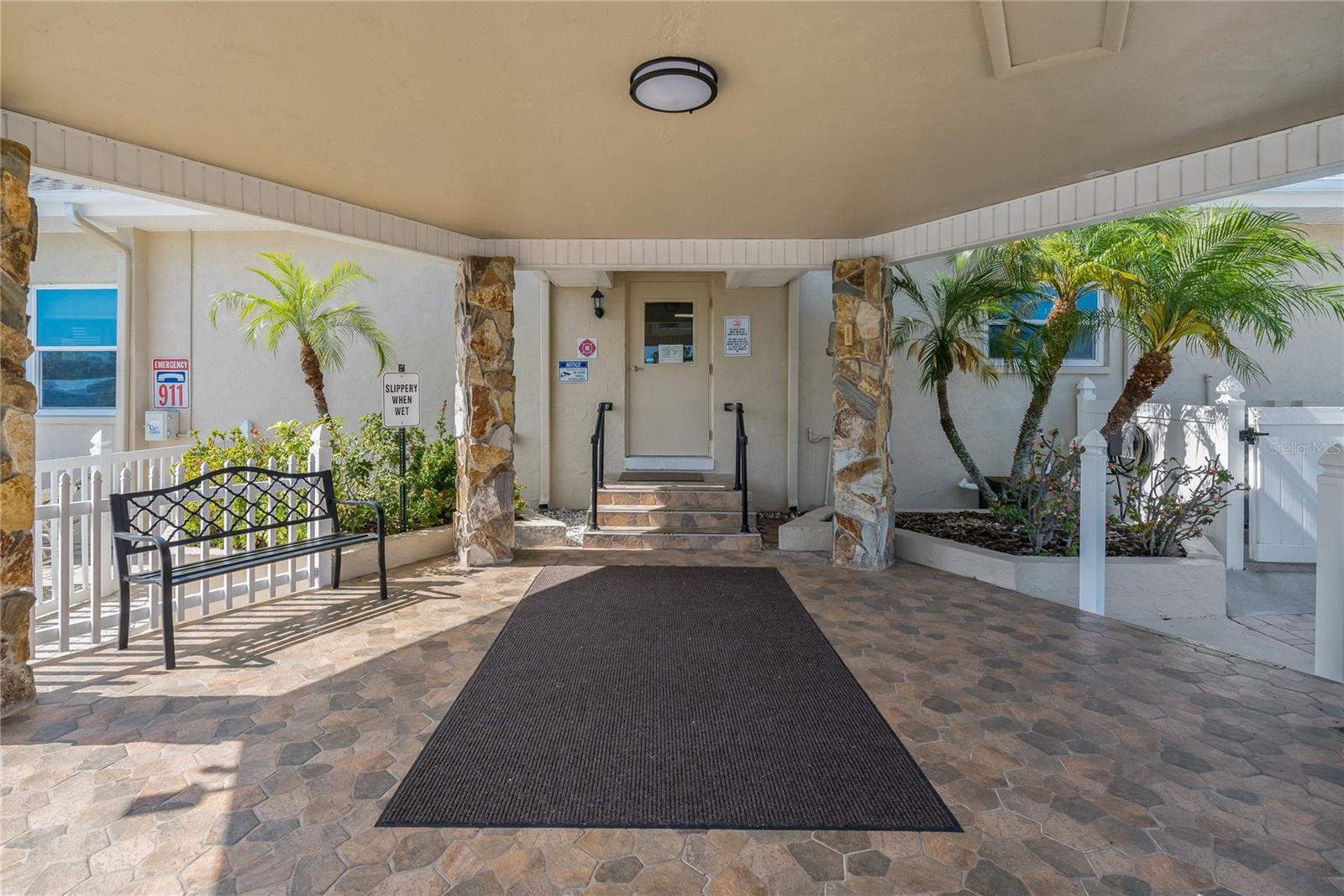 3301 ALT 19 #611, PALM HARBOR, FL — photo 48