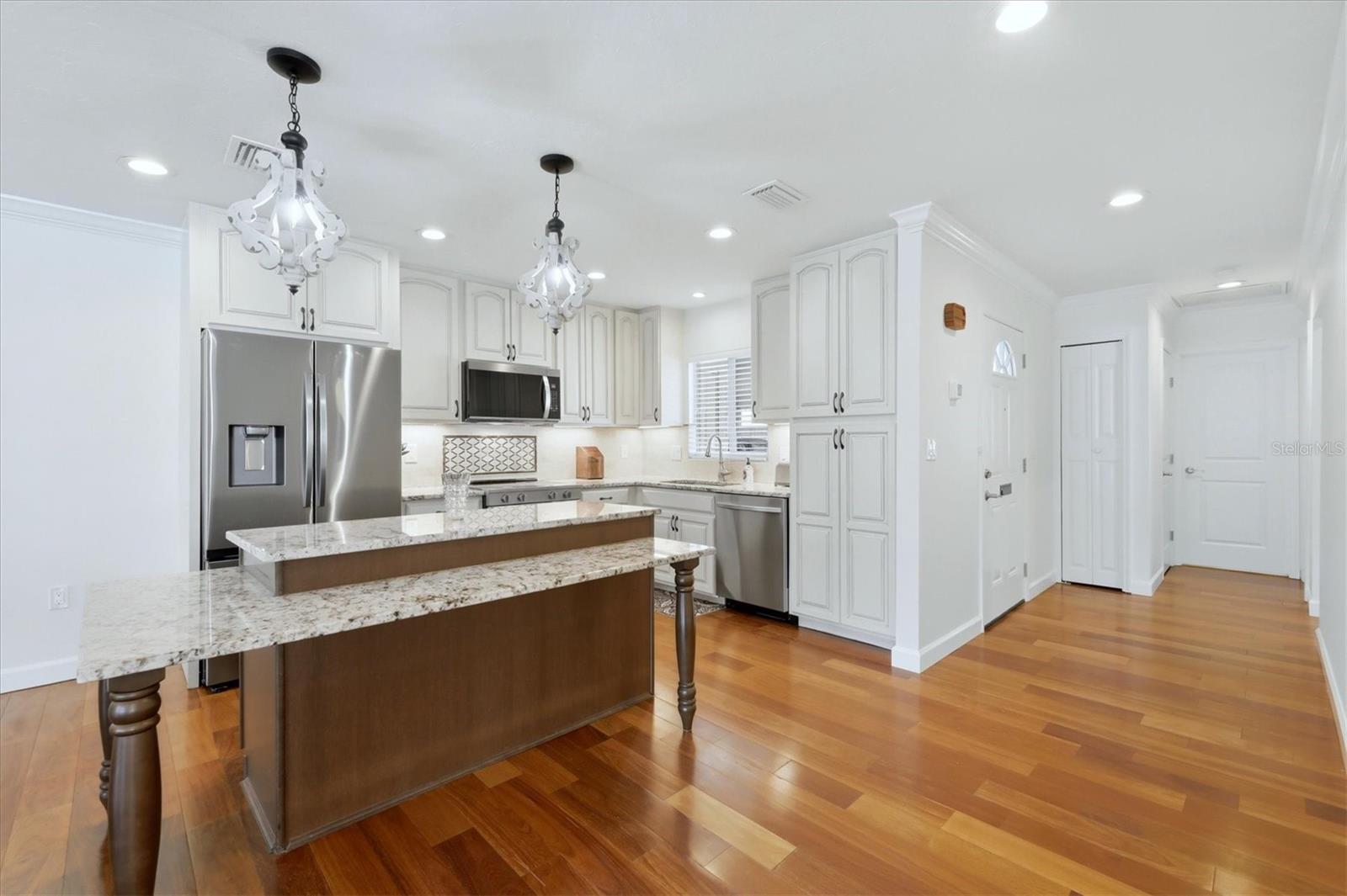 2713 RIVERBLUFF CT #V101, SARASOTA, FL — photo 11