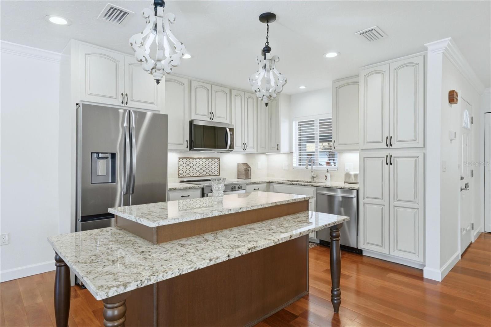 2713 RIVERBLUFF CT #V101, SARASOTA, FL — photo 12