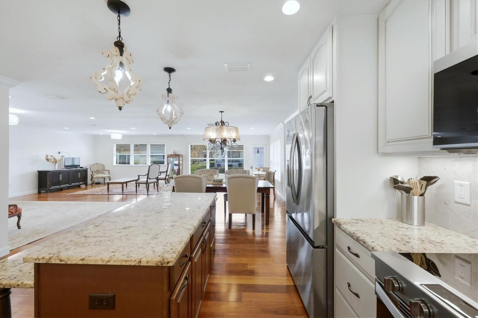 2713 RIVERBLUFF CT #V101, SARASOTA, FL — photo 15
