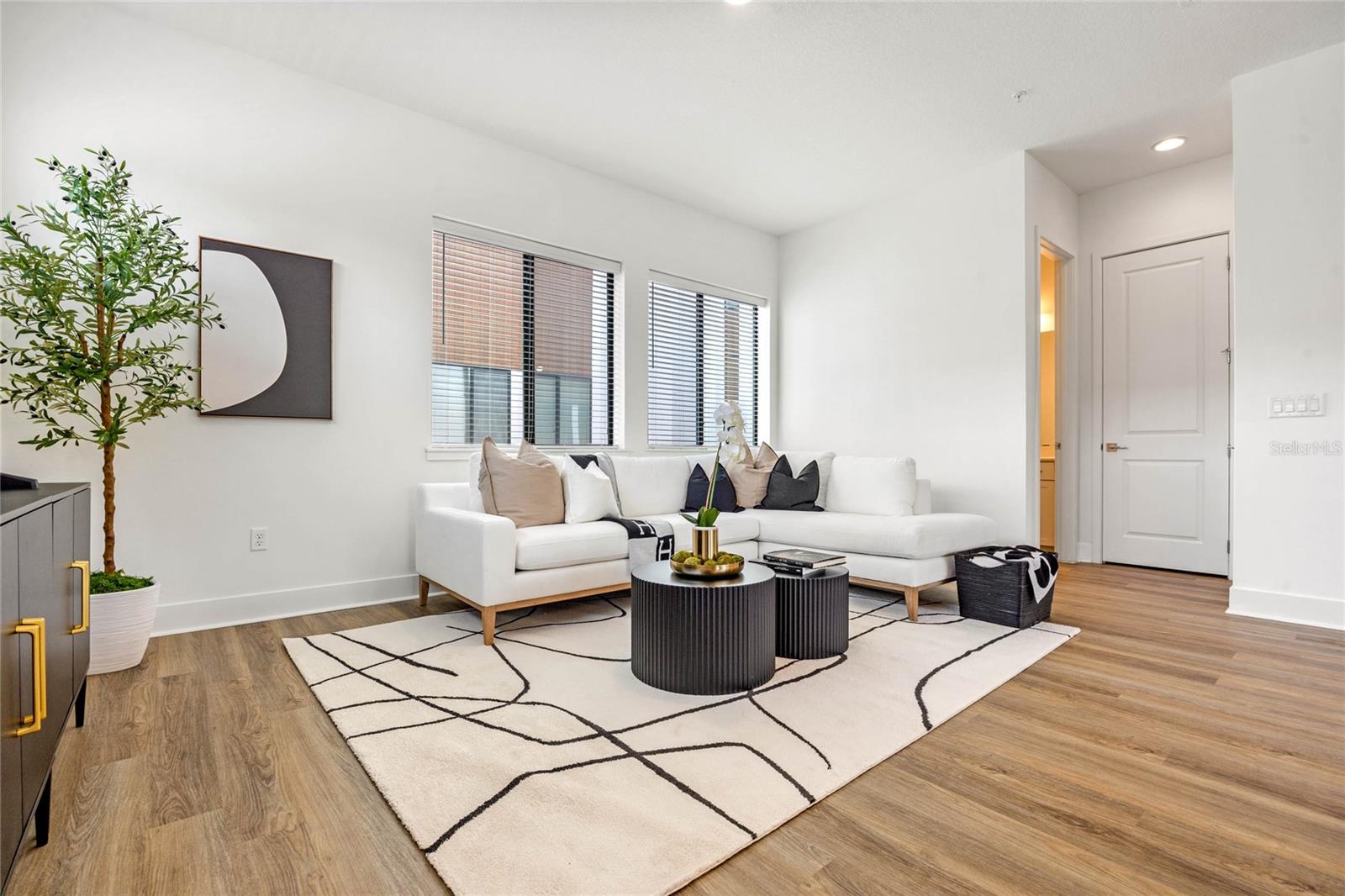 52 W HARDING ST #A, ORLANDO, FL — photo 10