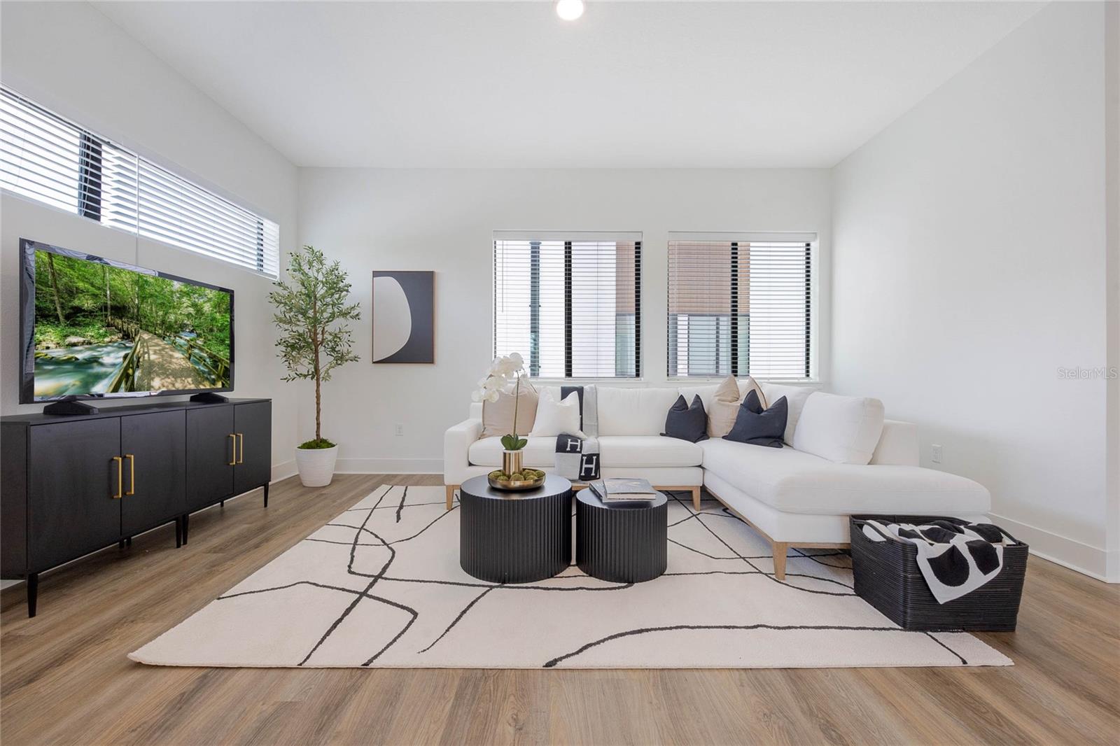 52 W HARDING ST #A, ORLANDO, FL — photo 11