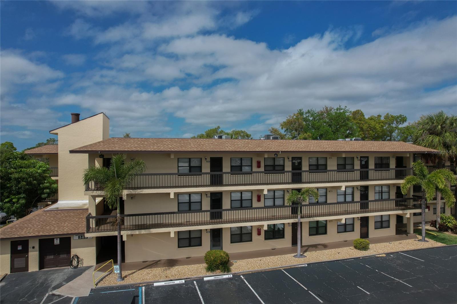 305 30TH AVE W #A208, BRADENTON, FL