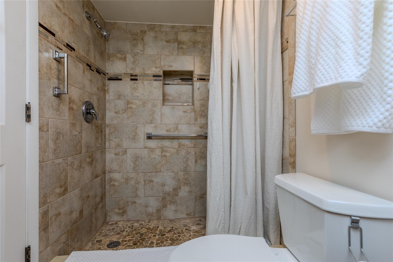 305 30TH AVE W #A208, BRADENTON, FL — photo 17