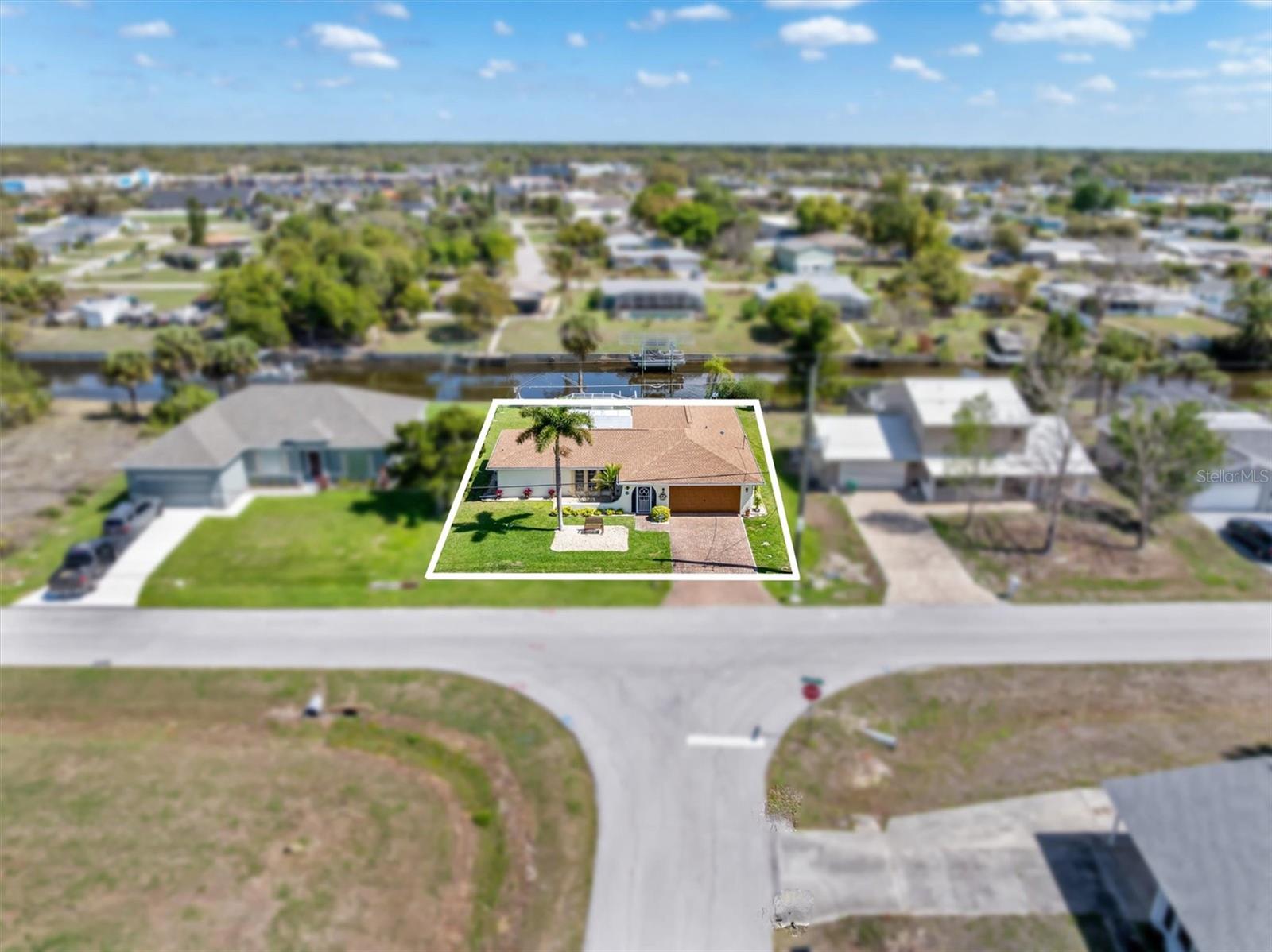2220 BROAD RANCH DR, PORT CHARLOTTE, FL — photo 3