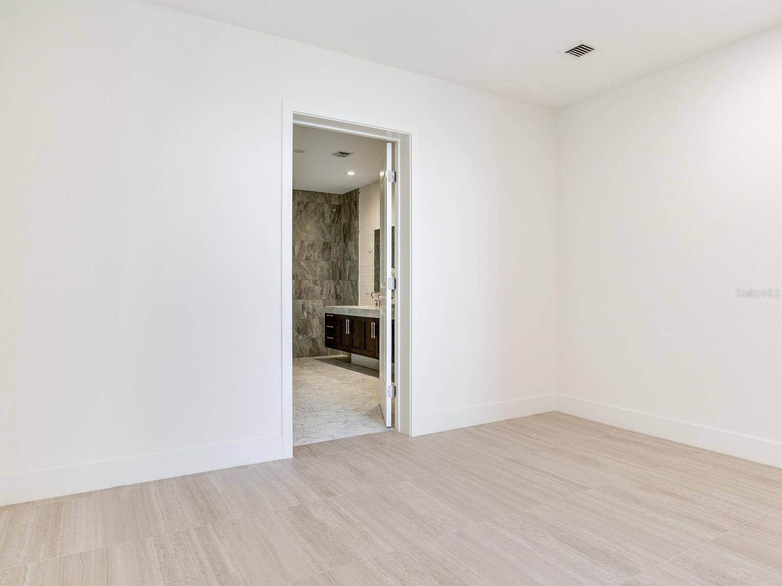 3015 S YSABELLA AVE #1403, TAMPA, FL — photo 35